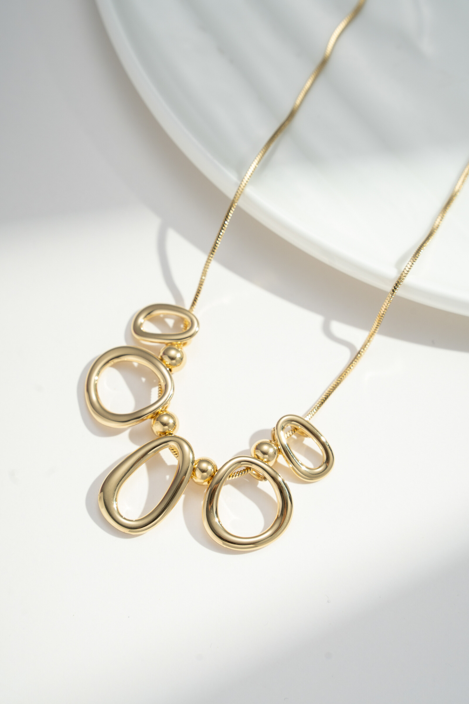 Wholesaler COSMOS - Modern chic organic links necklace in stainless steel