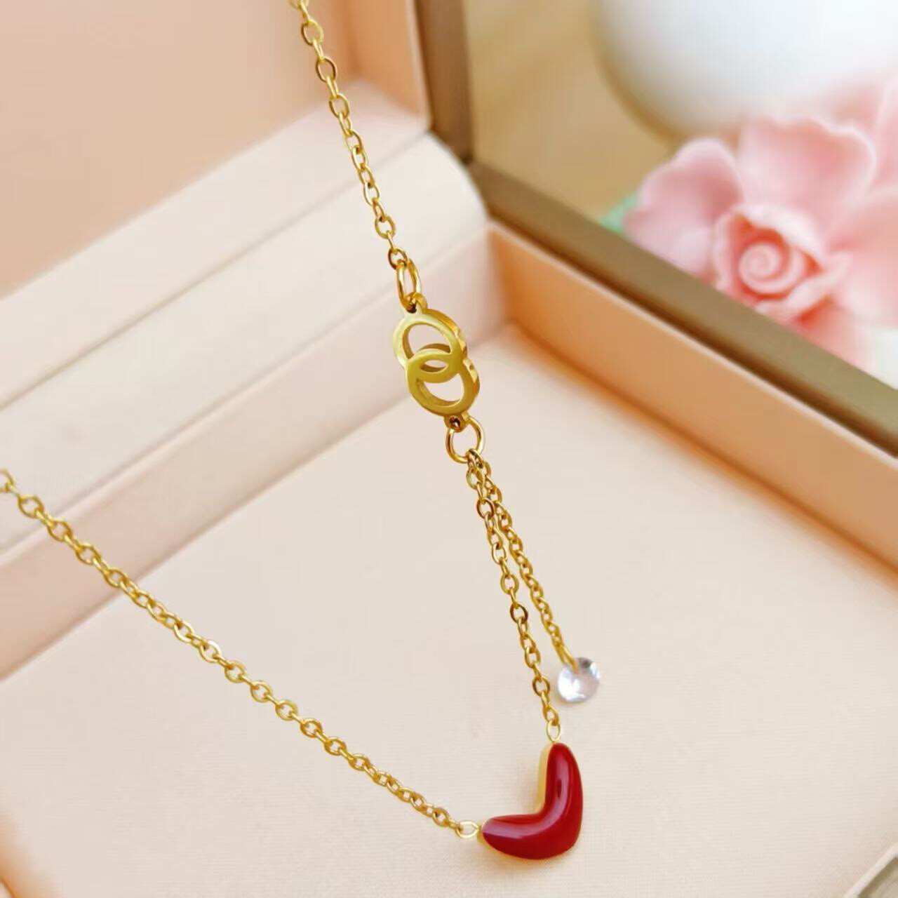 Wholesaler COSMOS - Minimalist Red Heart and Crystal Necklace - Stainless Steel