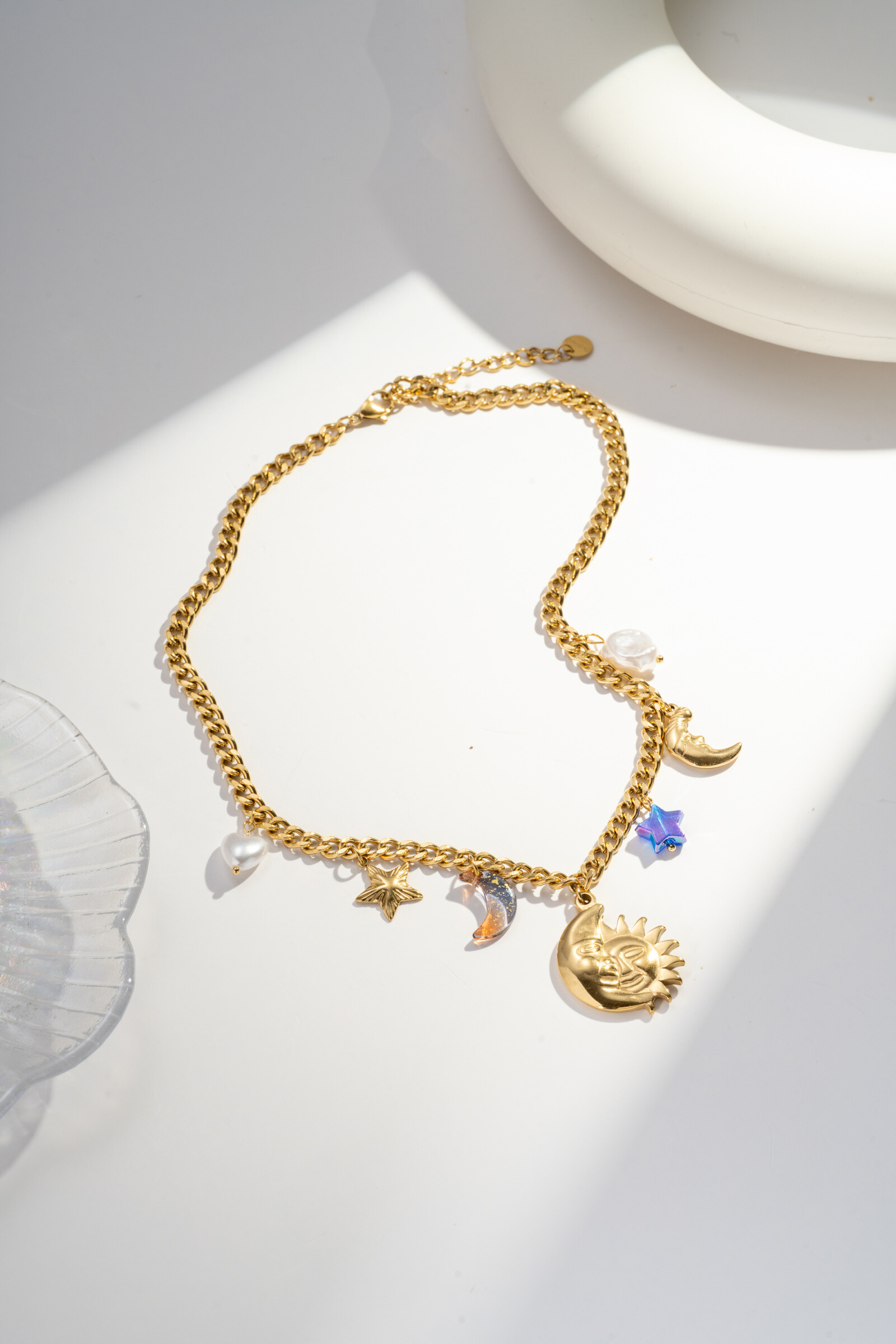 Wholesaler COSMOS - "Golden Cosmos" necklace