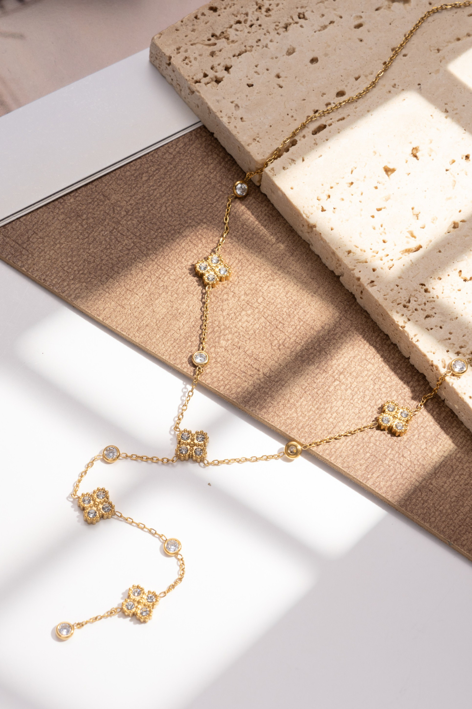 Set Gioielli Mare: Collana Con Ciondoli Stella Marina, Conchiglia E Perla, Orecchini Coordinati, Acciaio Inossidabile Dorato