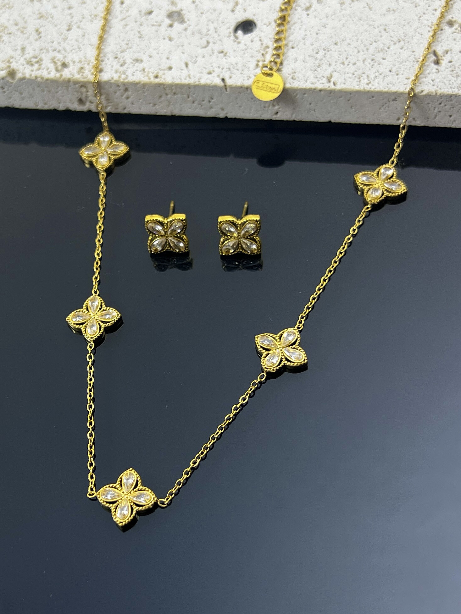 Wholesaler COSMOS - Clover Crystal Set - Stainless Steel Necklace & Bracelet