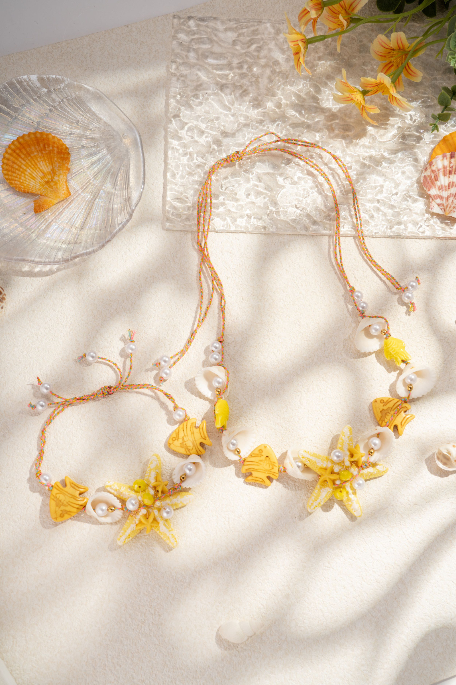Mayorista COSMOS - Conjunto de collar y pulsera de conchas con cordón trenzado deslizante, cuentas de peces y estrella de mar
