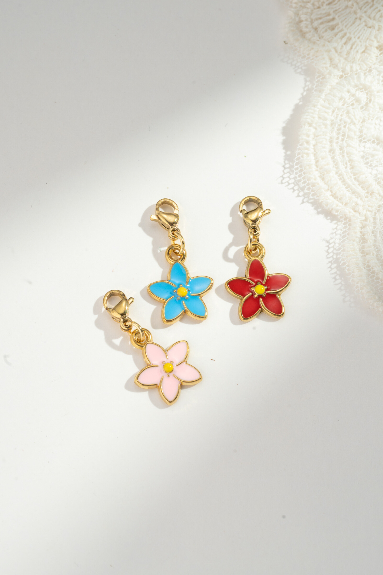 Wholesaler COSMOS - Lot of 3 cherry blossom flower pendants stainless steel pink turquoise red