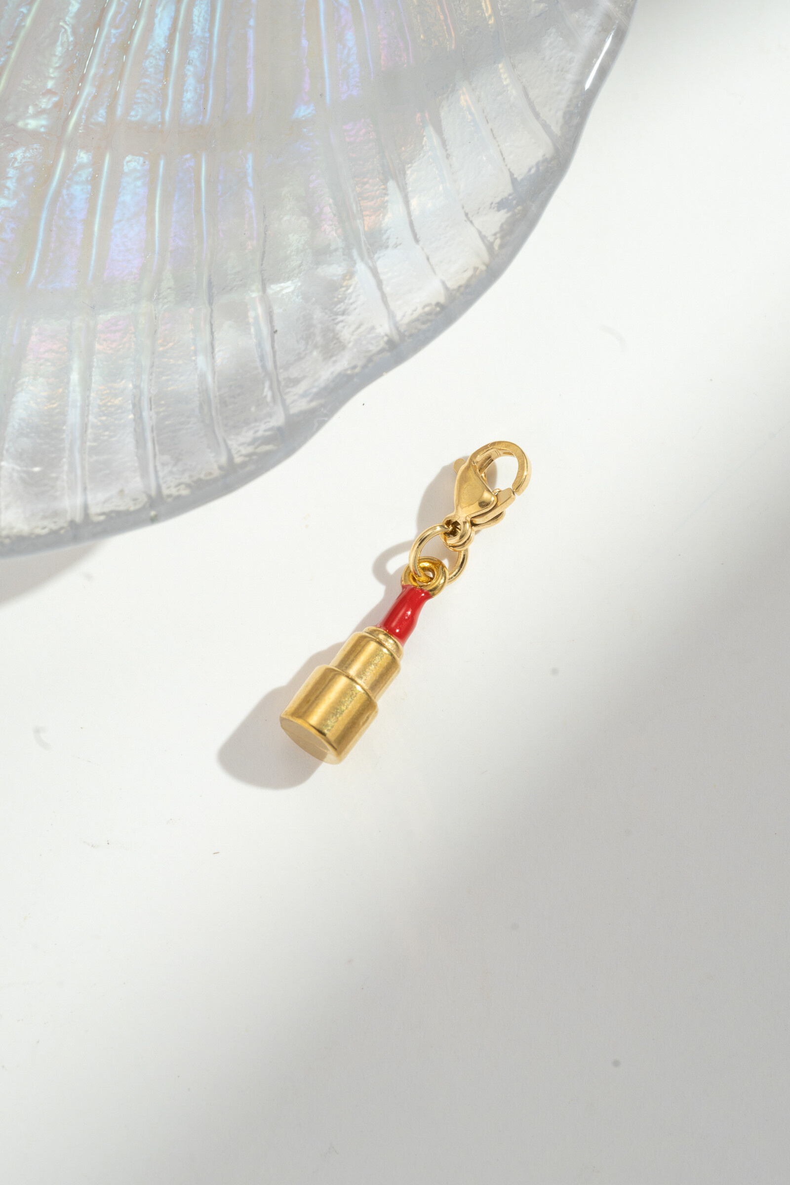 Grossiste COSMOS - Pendentif Charms Rouge à Lèvres – Acier Inoxydable Brillant