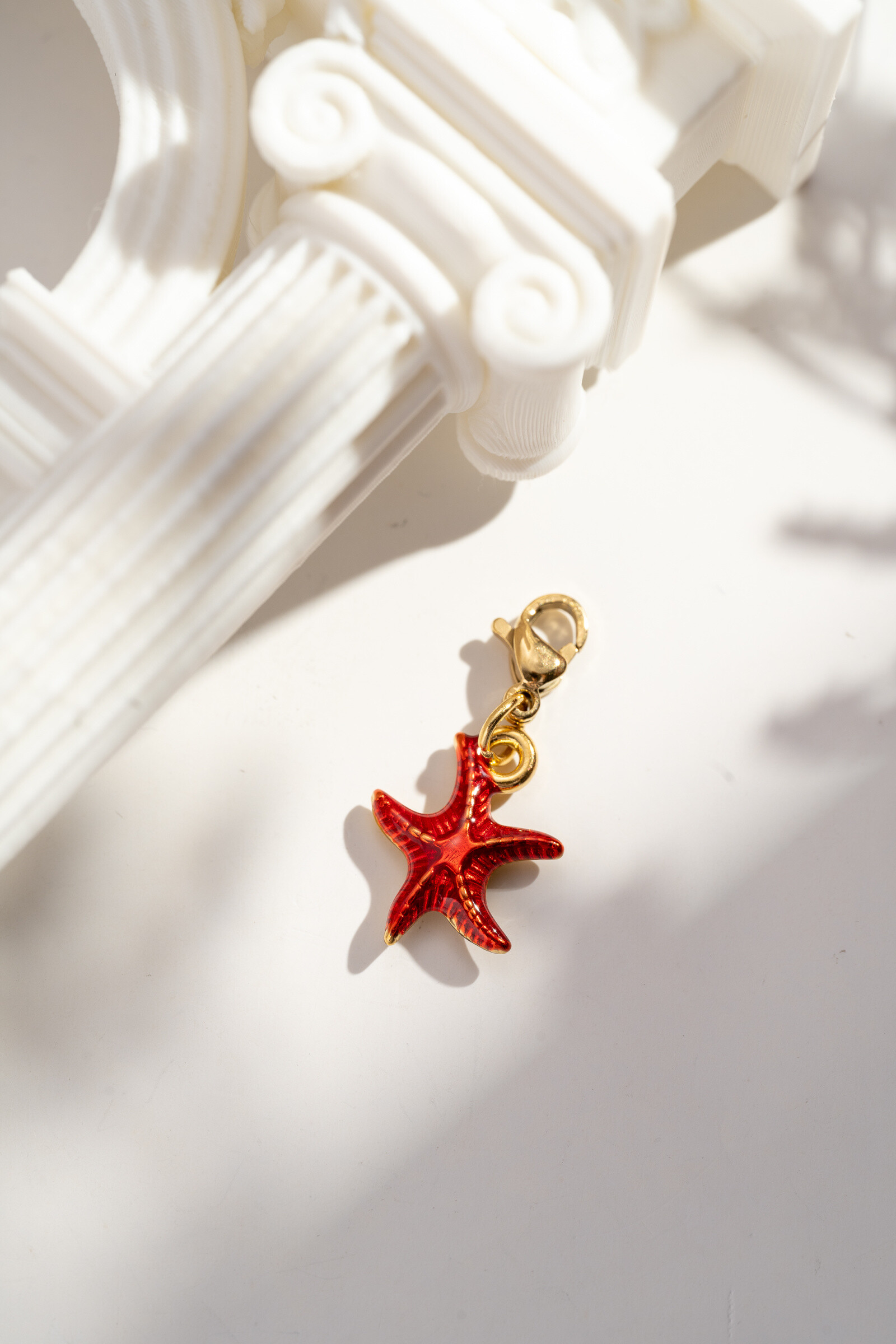 Wholesaler COSMOS - Two-tone red and yellow starfish pendant charm stainless steel