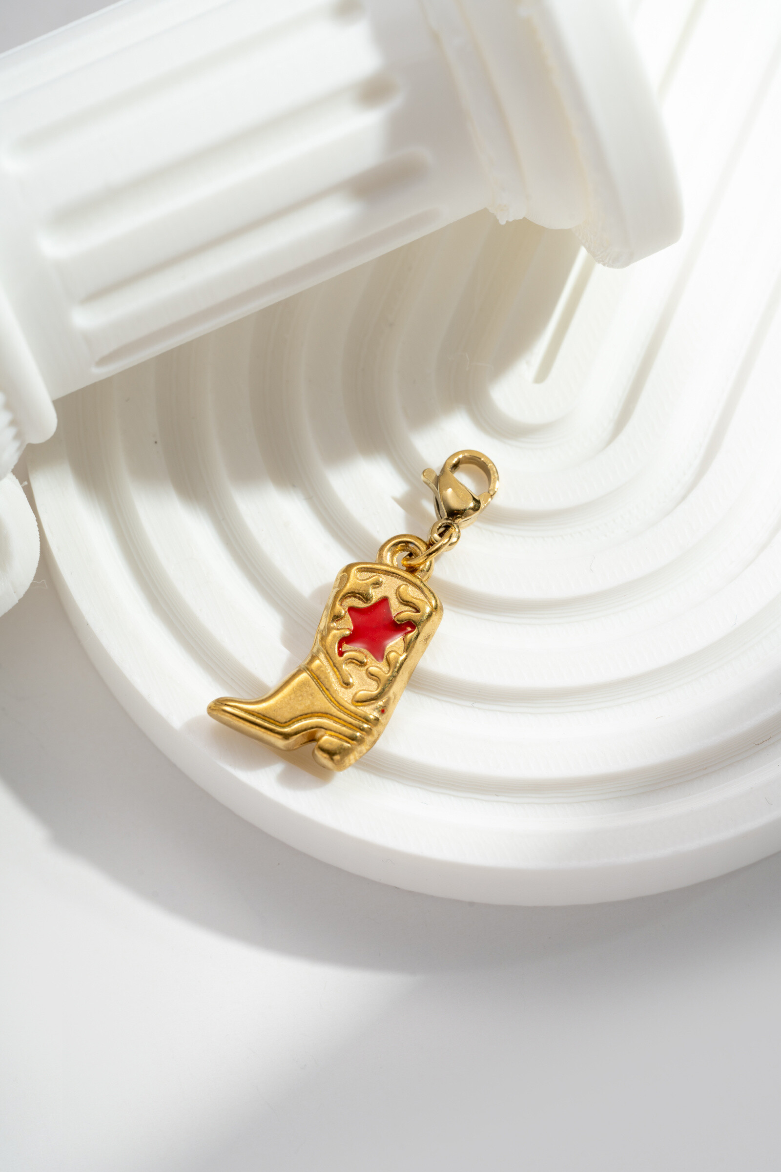 Wholesaler COSMOS - Trendy boot charm pendant in stainless steel