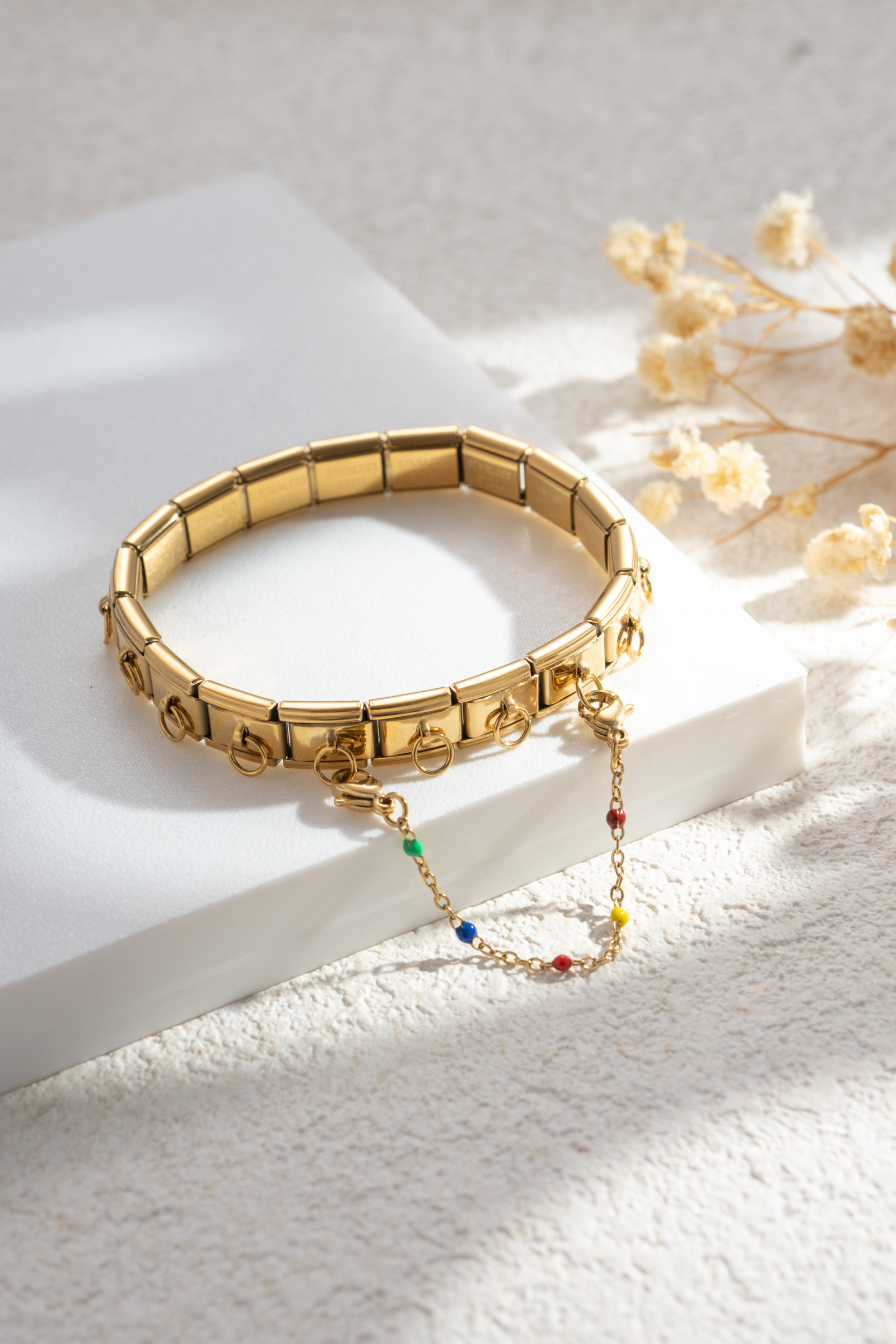 Wholesaler COSMOS - Decorative chain pendant with colorful beads, accessory for bracelet, brooch, golden charm