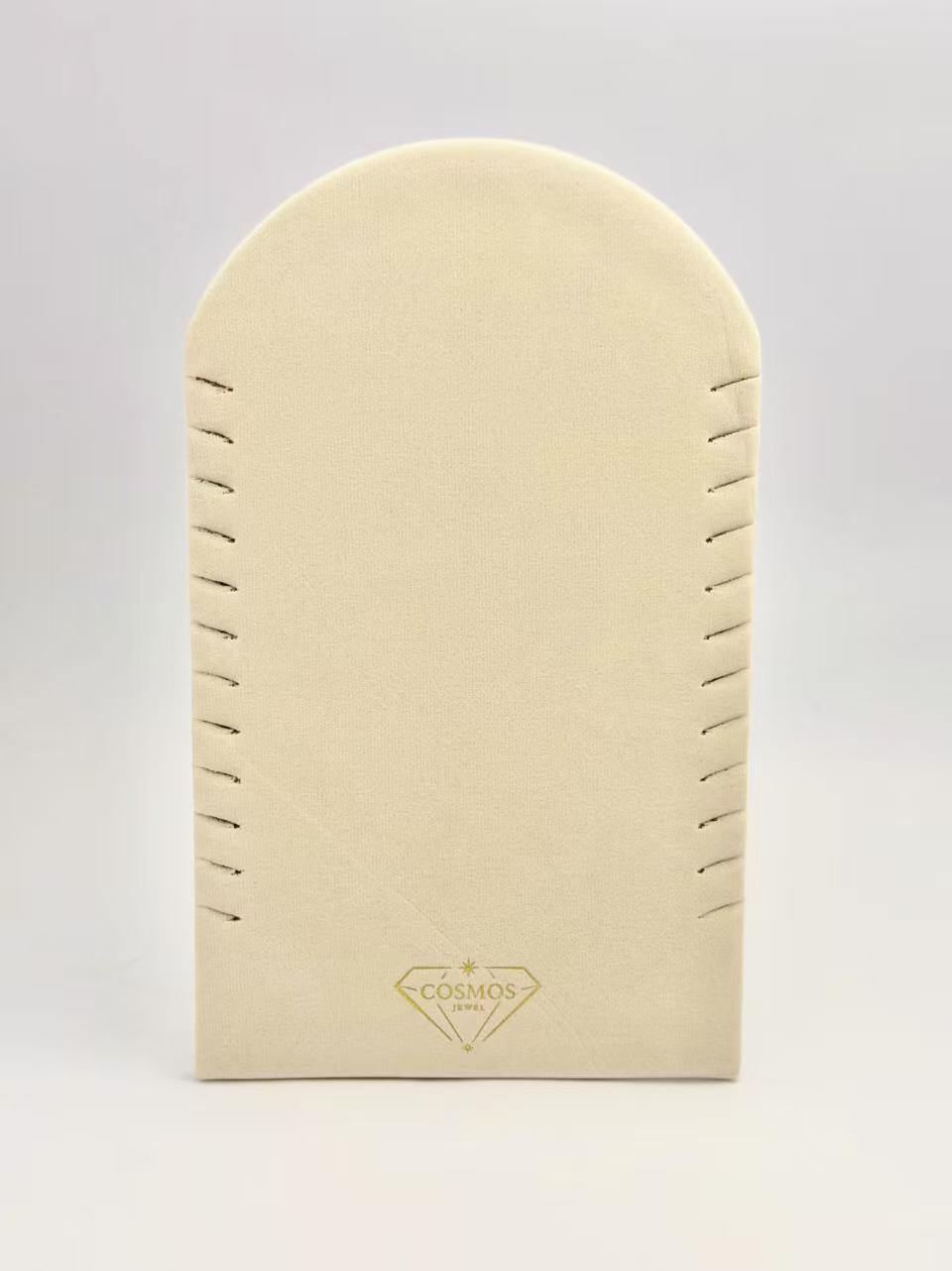 Grossiste COSMOS - Présentoir collier velours beige professionnel bijoux support vertical 10x26 cm