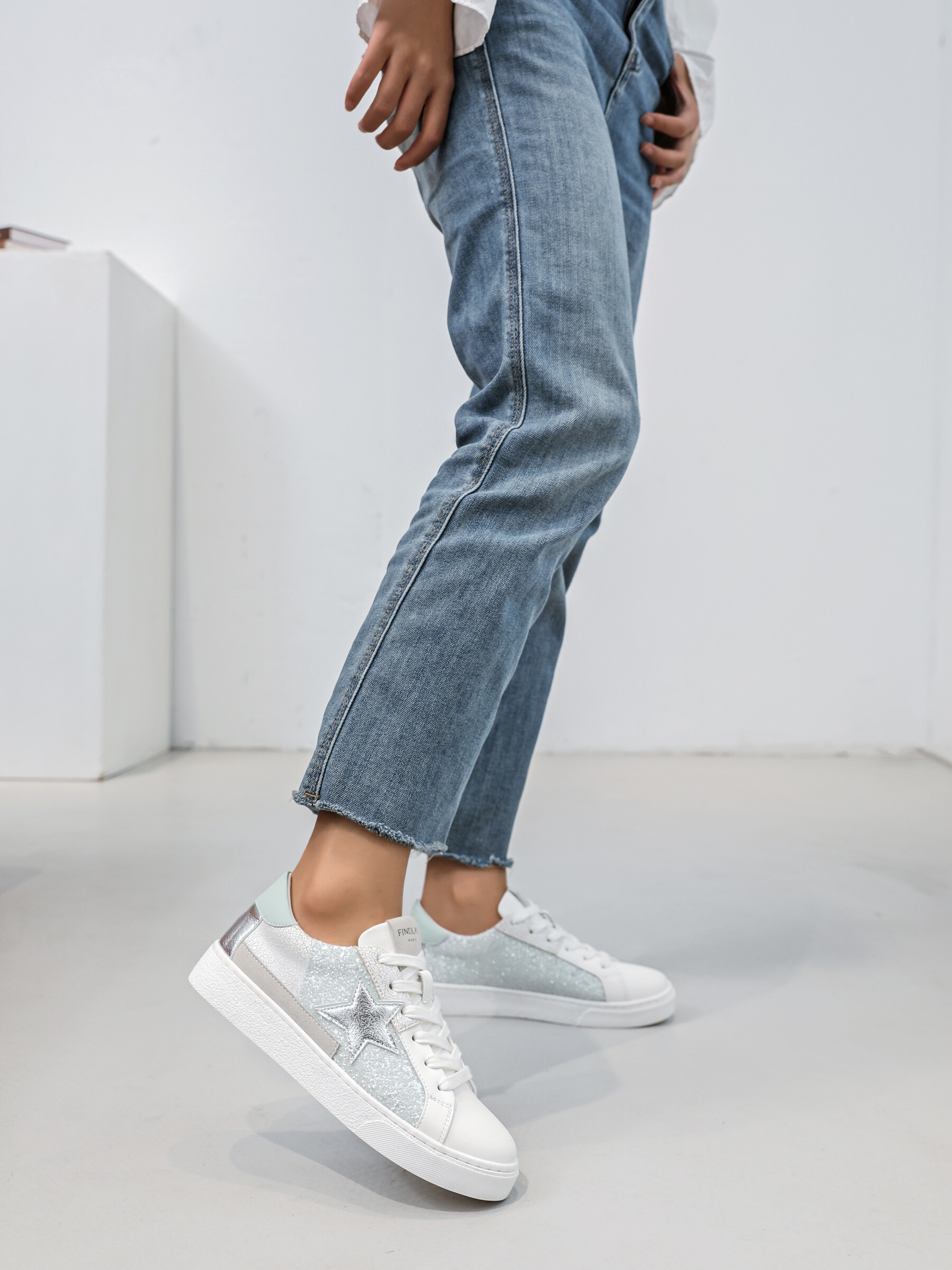 Großhändler FINDLAY / COVANA - Glitzerstern-Sneaker