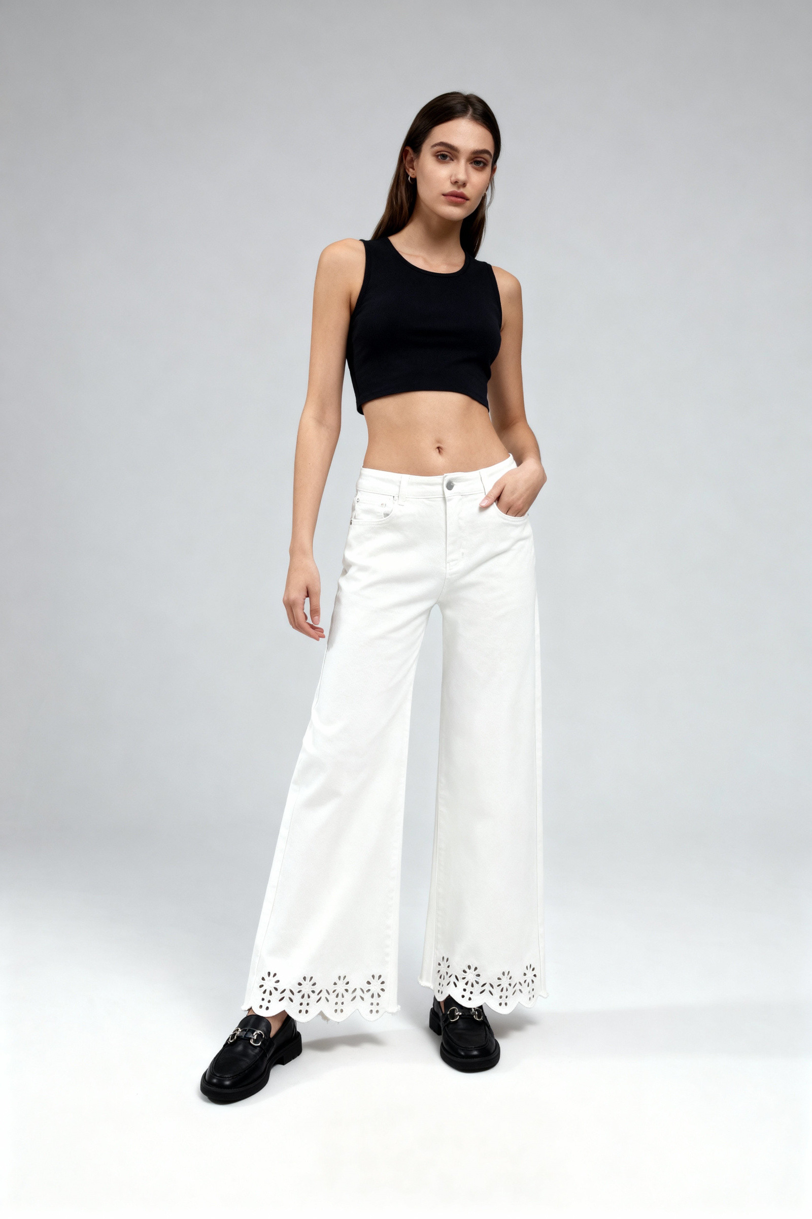 Wholesaler COVERGIRL/VALE DENIM - Wide denim jeans