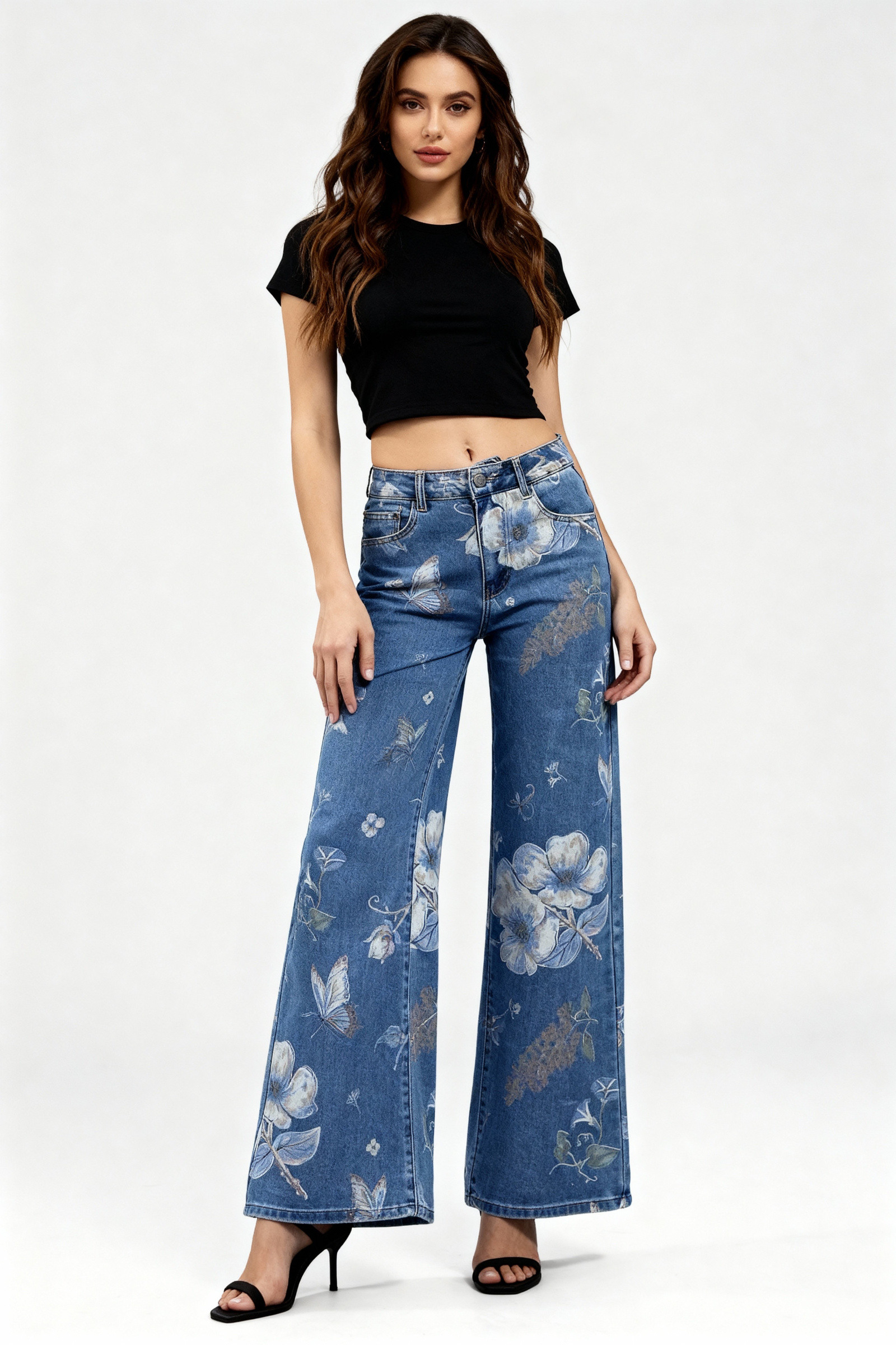 Wholesaler COVERGIRL/VALE DENIM - Unique jeans with all-over floral print/flowers