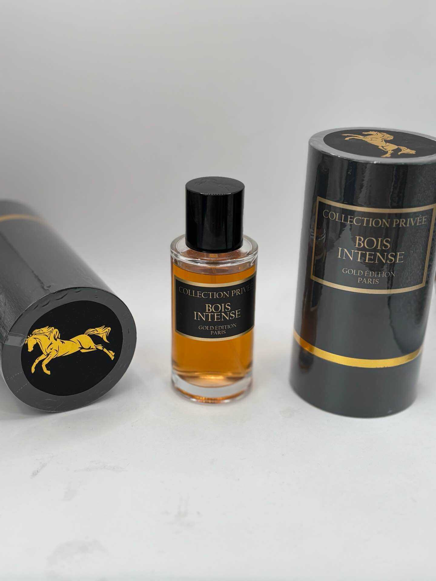 Grossista Crystal Auber - Lusso Eterno: Profumo di Legno Intenso