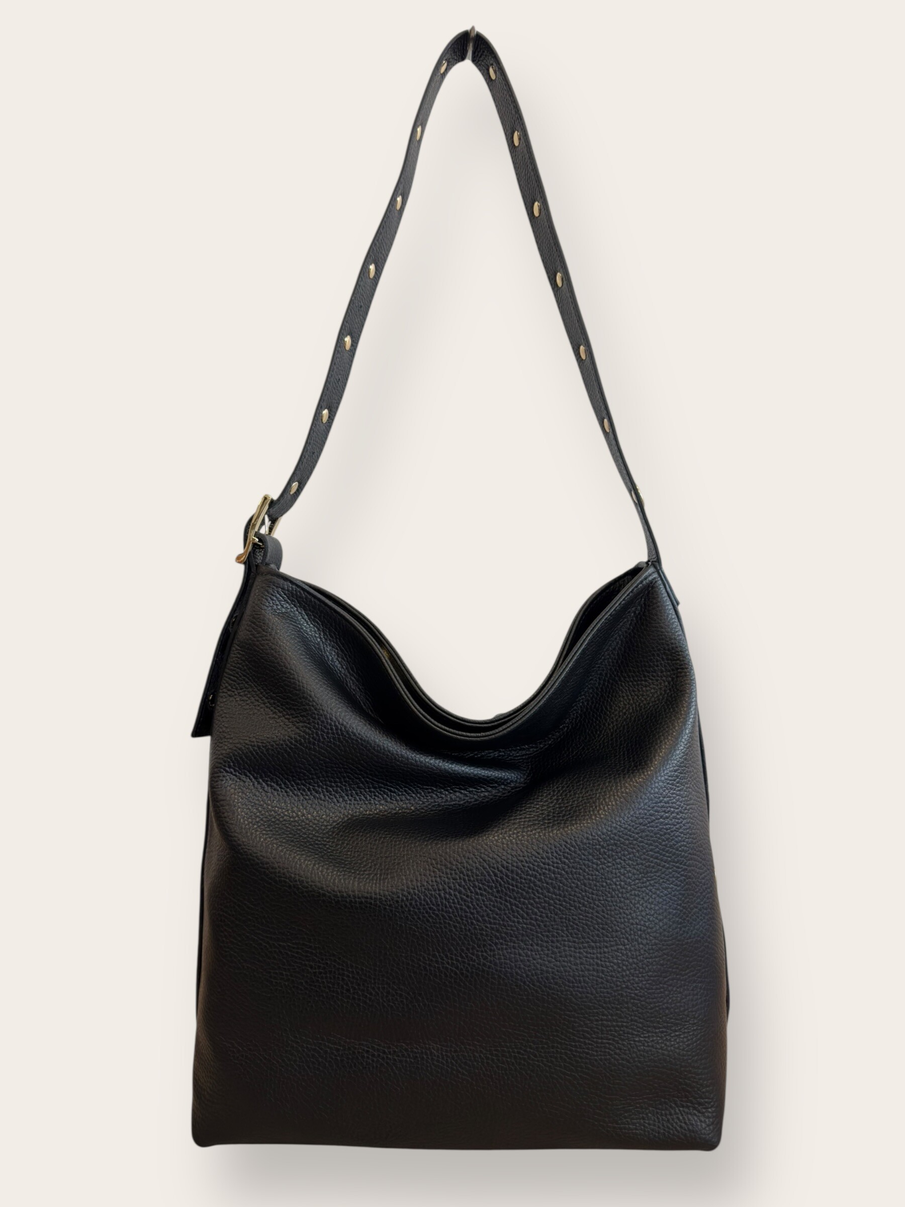 Grossiste CUOIO & CHIC - Sac à bandoulière avec clous