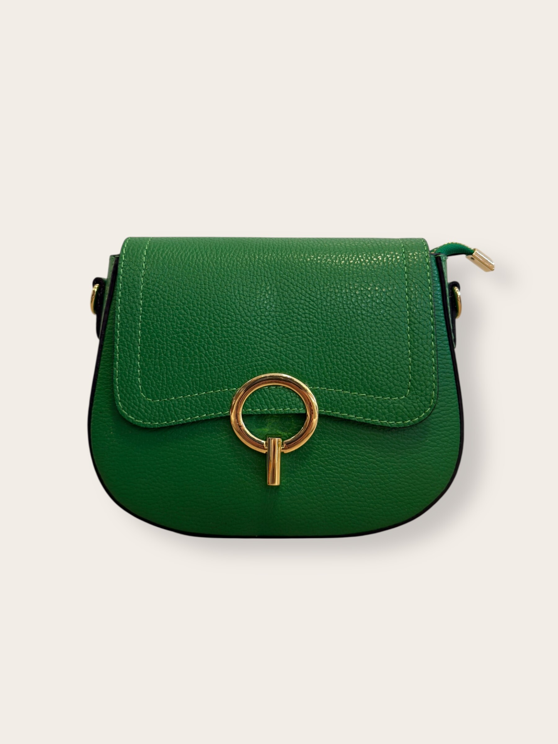 Wholesaler CUOIO & CHIC - Compact Crossbody Bag in Pebbled Leather