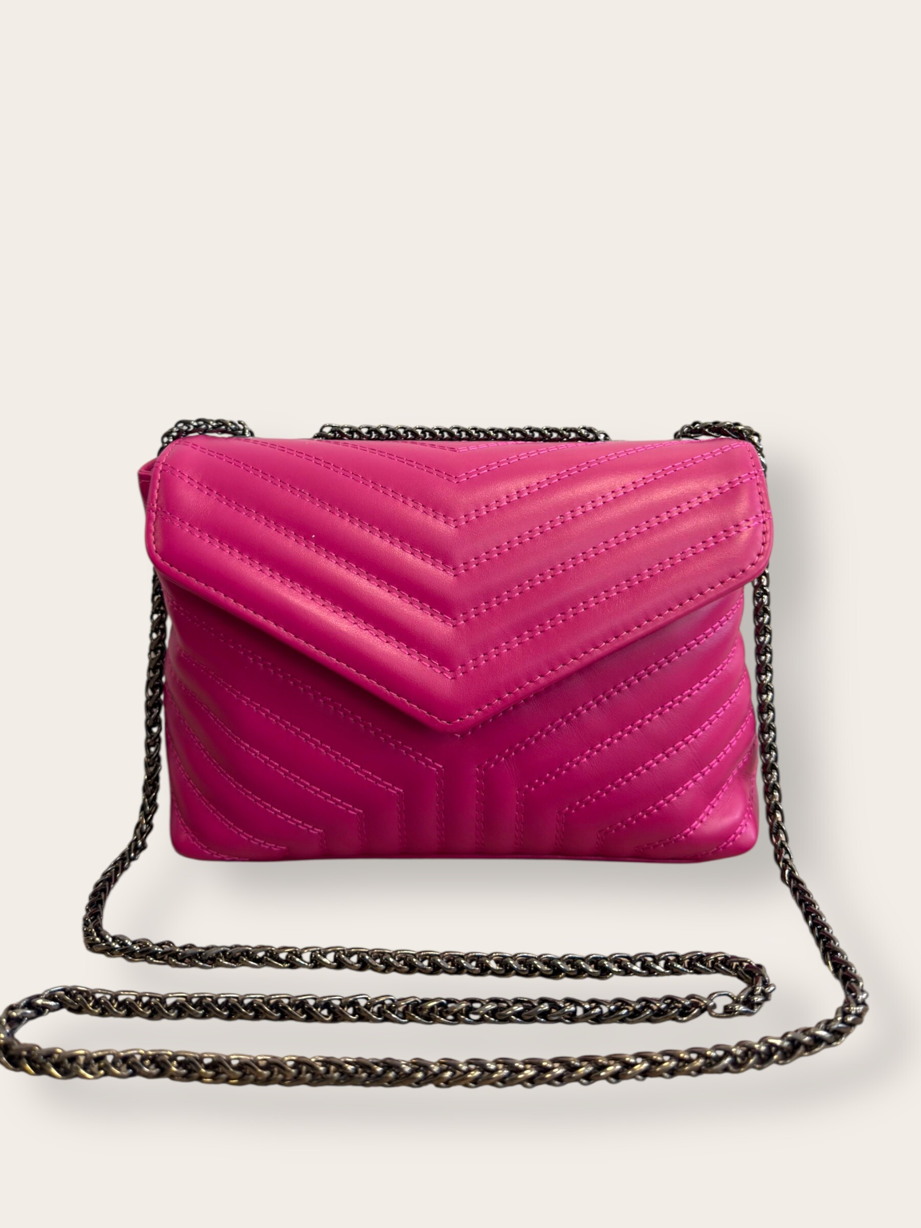 Grossiste CUOIO & CHIC - Sac à bandoulière avec rabat en cuir matelassé