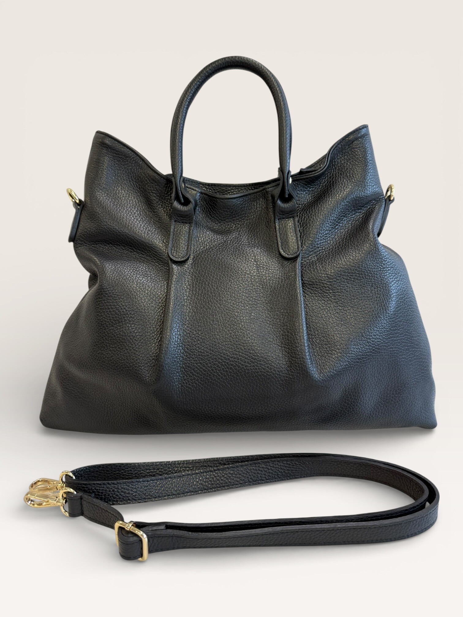 Grossiste CUOIO & CHIC - Grand Sac À Main En Cuir Martelé