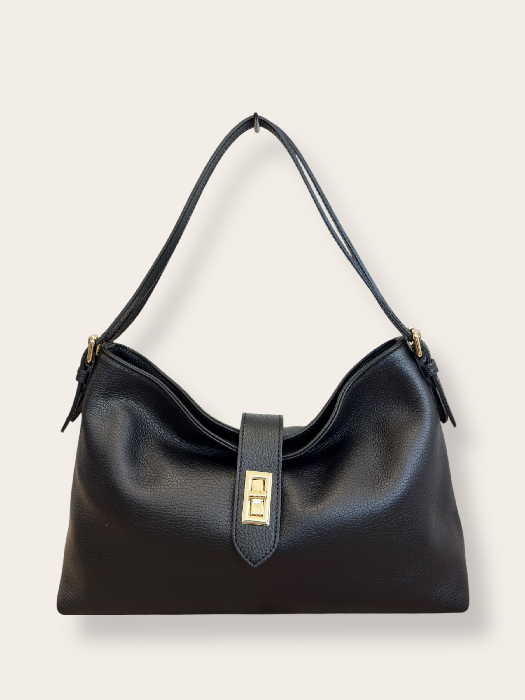 Grossiste CUOIO & CHIC - Sac à bandoulière avec double poignées en cuir grainé noir