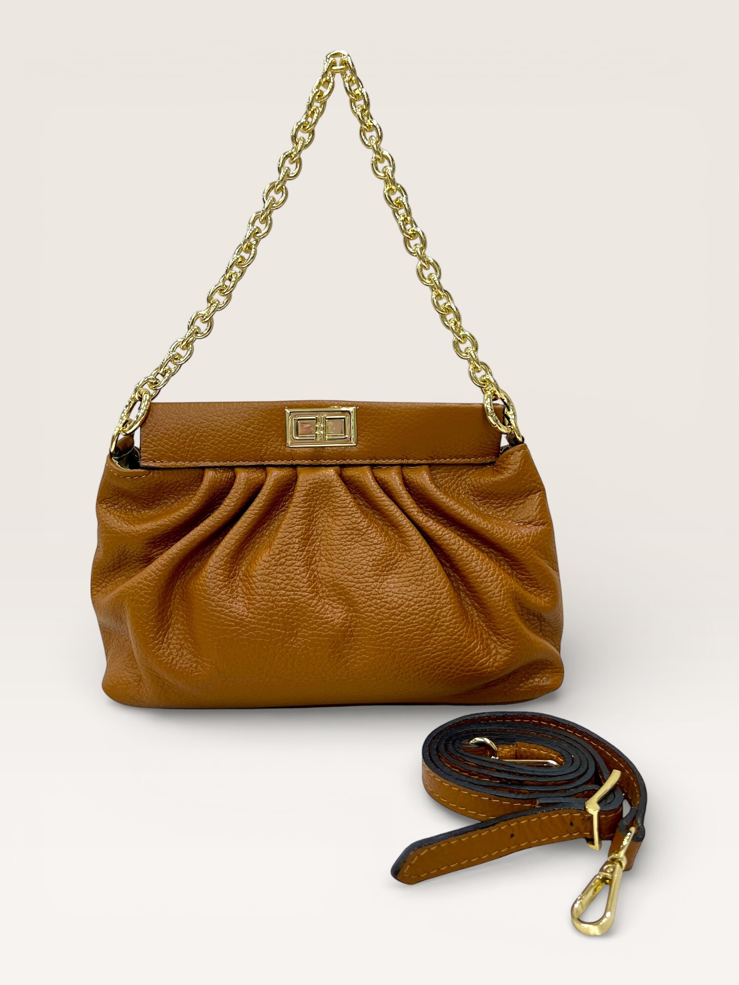 Wholesaler CUOIO & CHIC - Elegant Bag with Chain