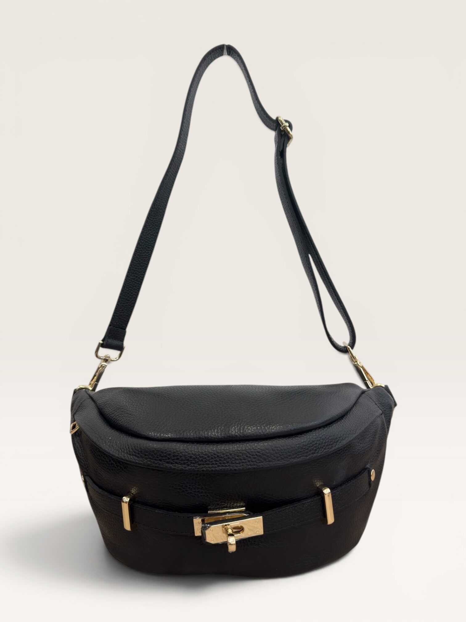 Wholesaler CUOIO & CHIC - Women's fanny pack in pebbled leather