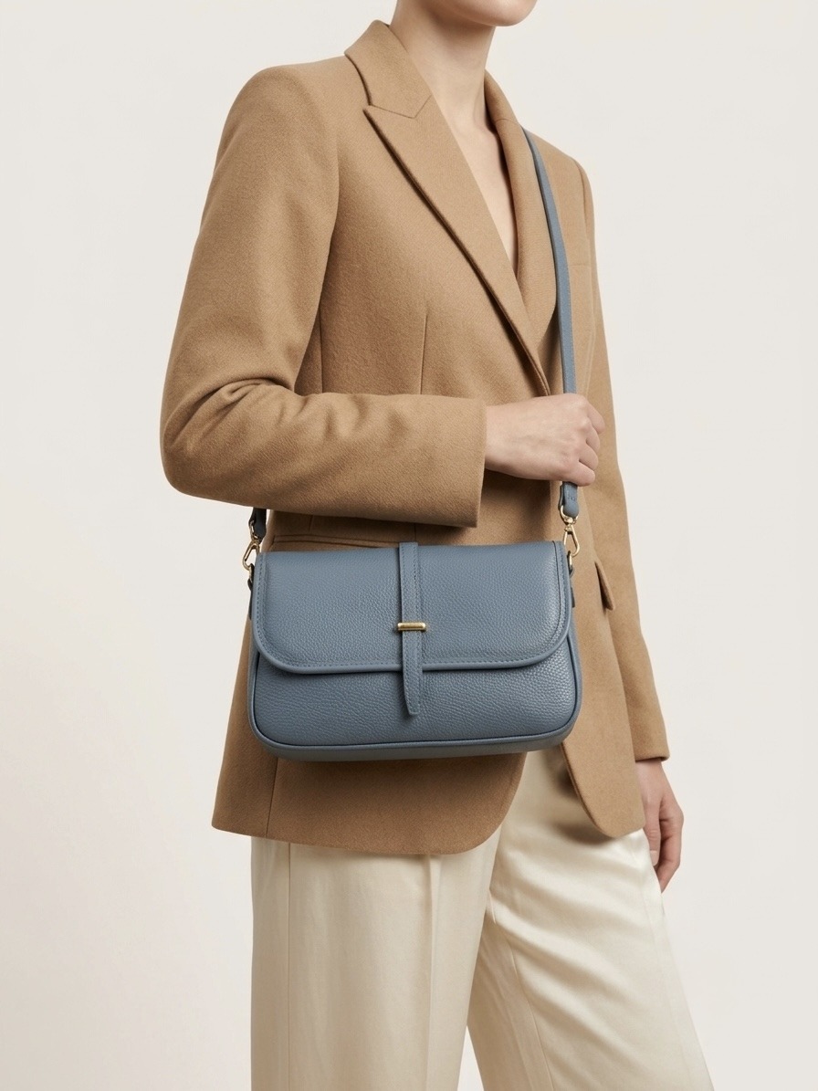 Wholesaler CUOIO & CHIC - Hammered Leather Crossbody Bag