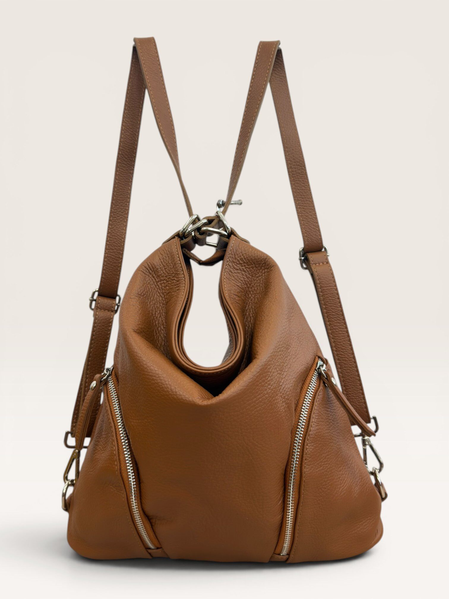 Mayorista CUOIO & CHIC - Bolso/Mochila 2en1 de Cuero Graneado