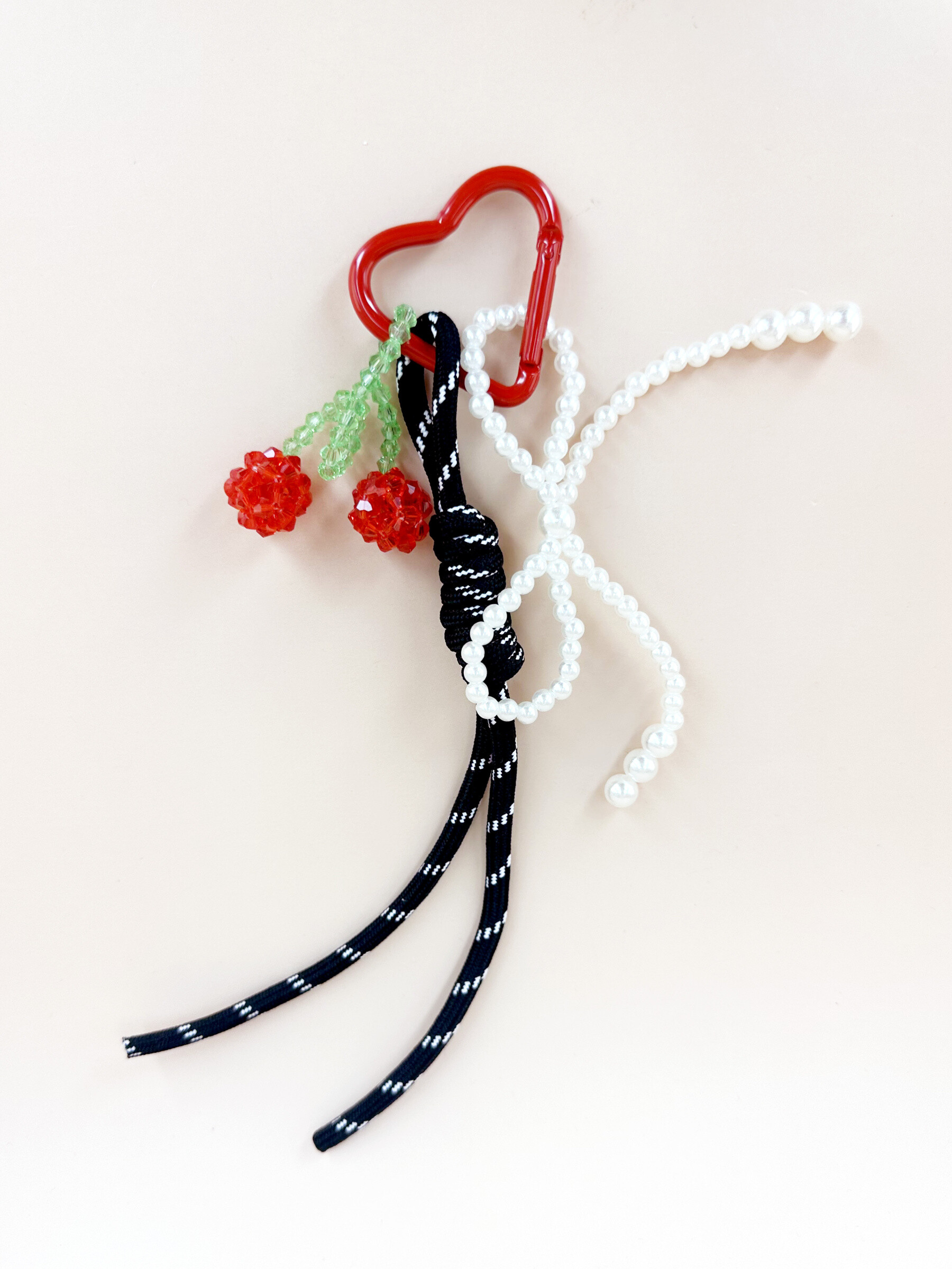 Wholesaler D Bijoux - GRIGRI Bag jewelry, Key Key Key Beads Cordon