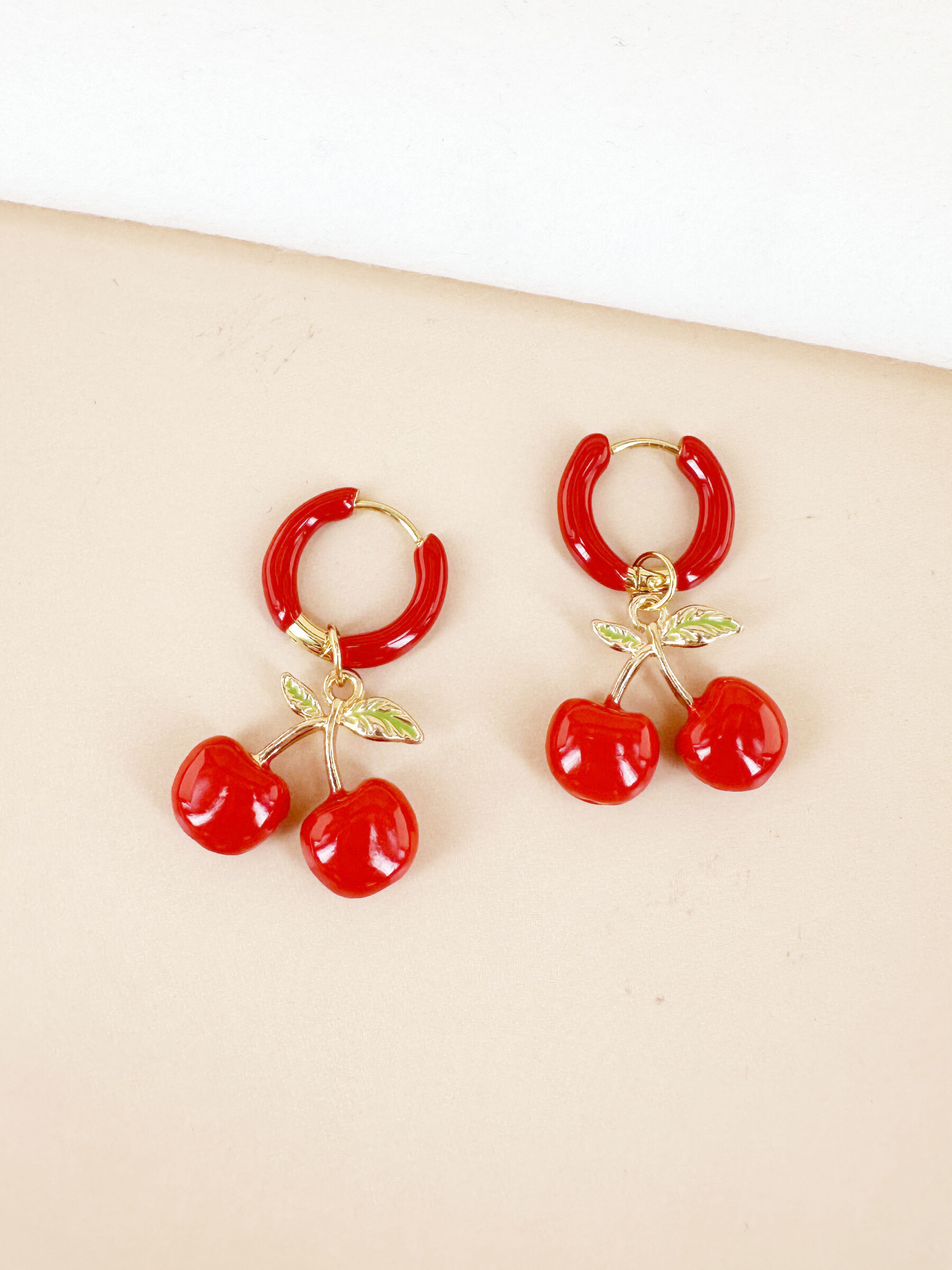 Grossiste D Bijoux - Créoles et cerises rouges en acier inoxydable