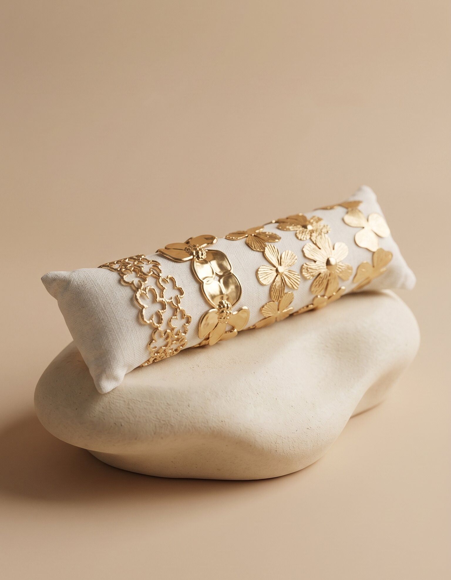 Mayorista D Bijoux - Lote de 5 brazaletes dorados florales