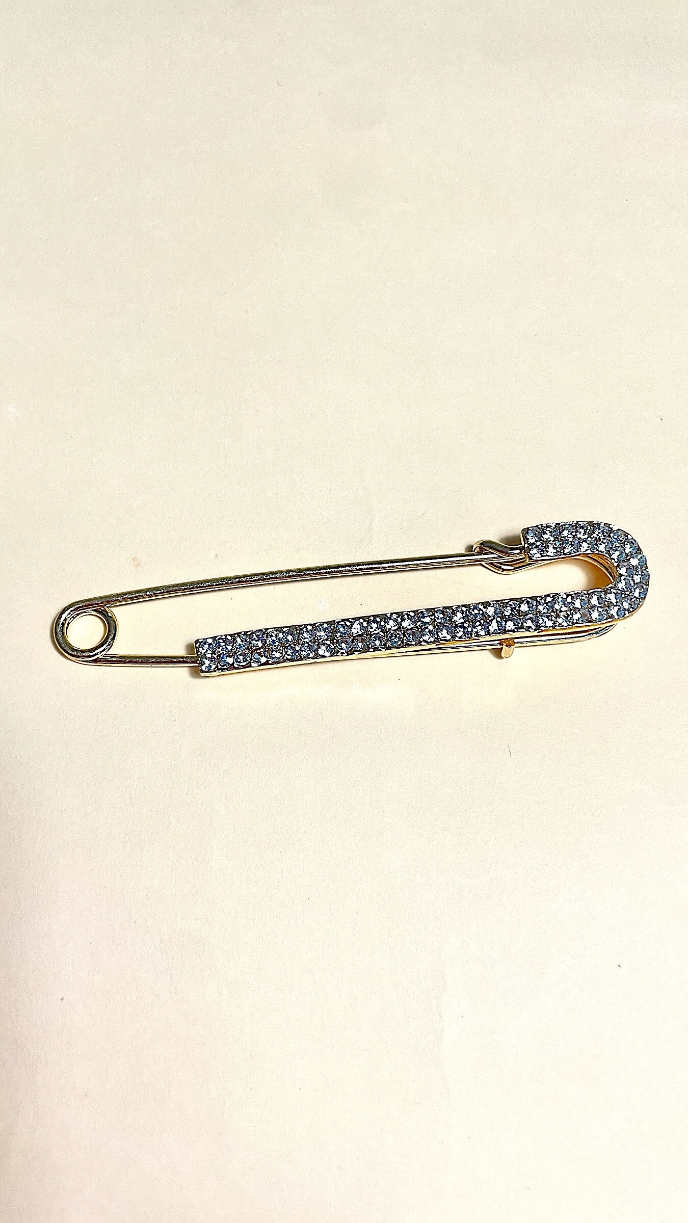Großhändler D Bijoux - Blattbrosche aus Edelstahl