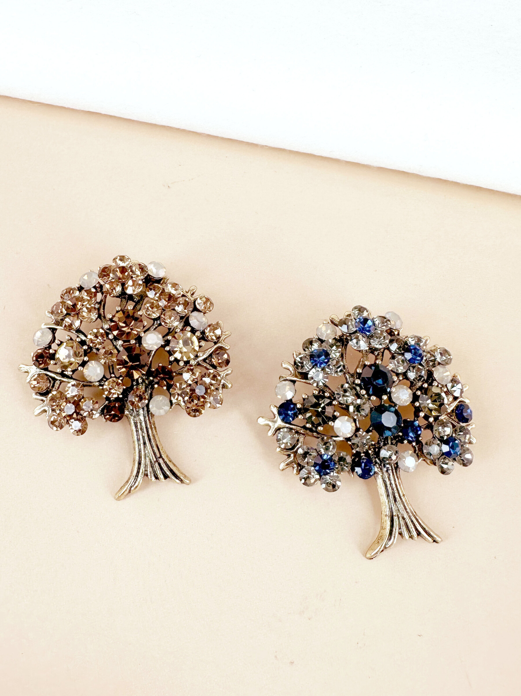 Grossista D Bijoux - Spilla albero con strass