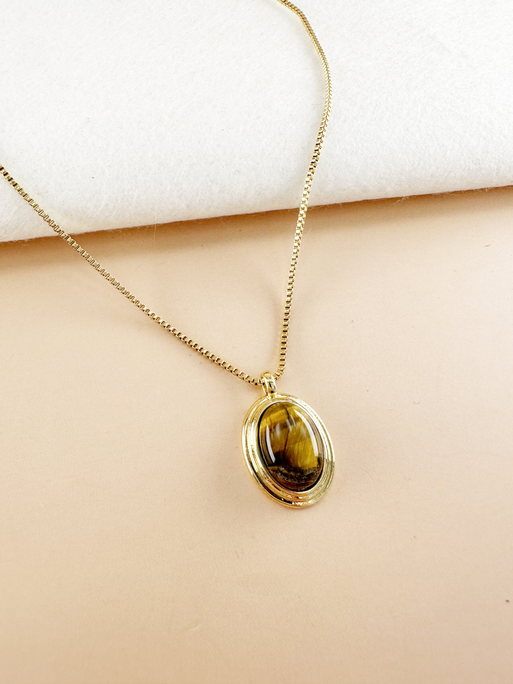 Wholesaler D Bijoux - Stainless Steel Tiger Eye Medallion Necklace