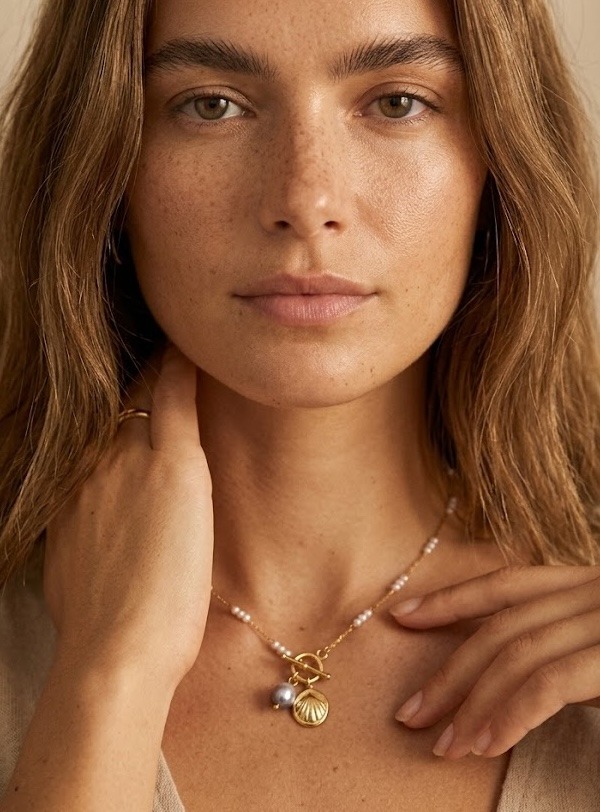 Wholesaler D Bijoux - Gold-plated necklace with stainless steel charms
