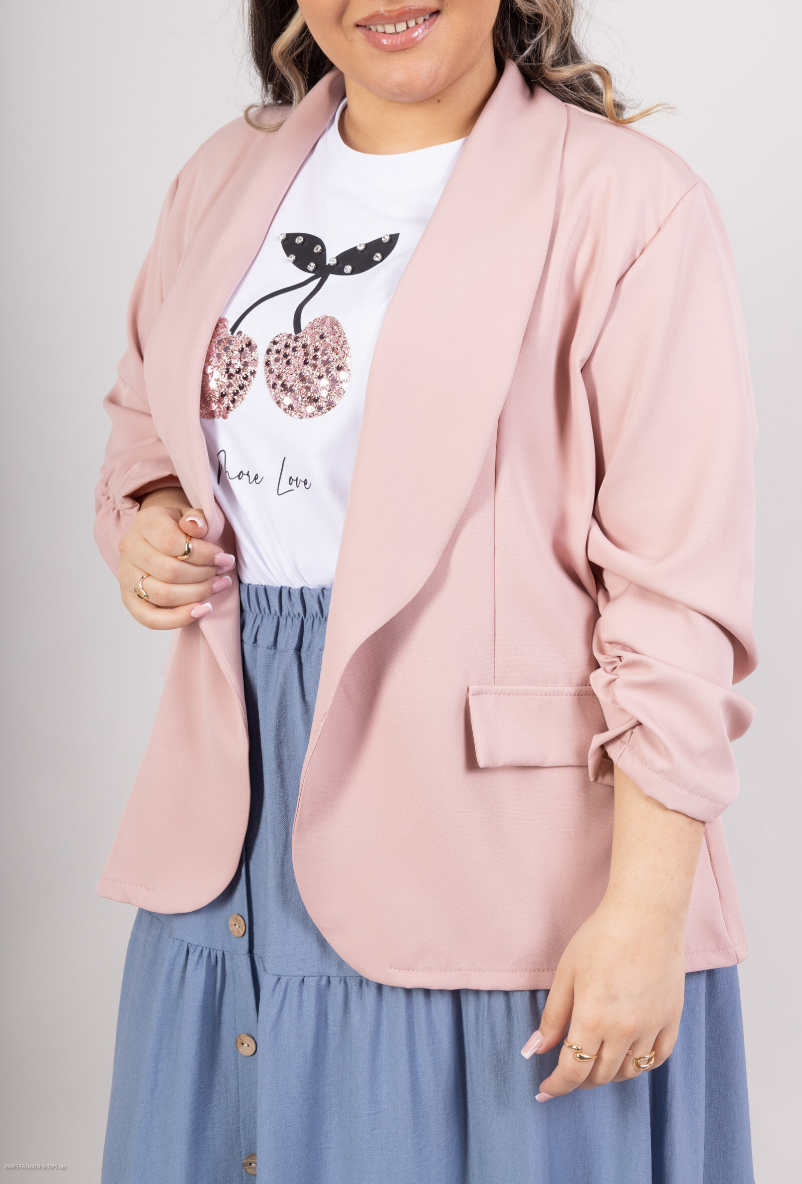 Grossiste D&L CREATION - Veste blazer uni manches retroussées fausses poches T38 à T52