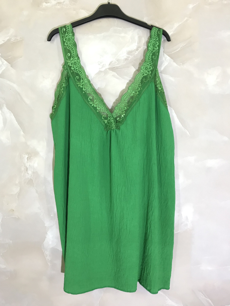 Grossiste D&L CREATION - Débardeur grande taille avec dentelle en col V