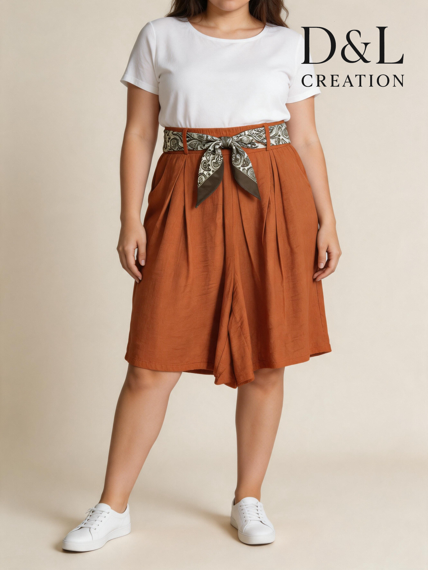 Großhändler D&L CREATION - Ausgestellte Bermudashorts mit Satin-Gürtel und Taschen in den Größen 36 bis 46