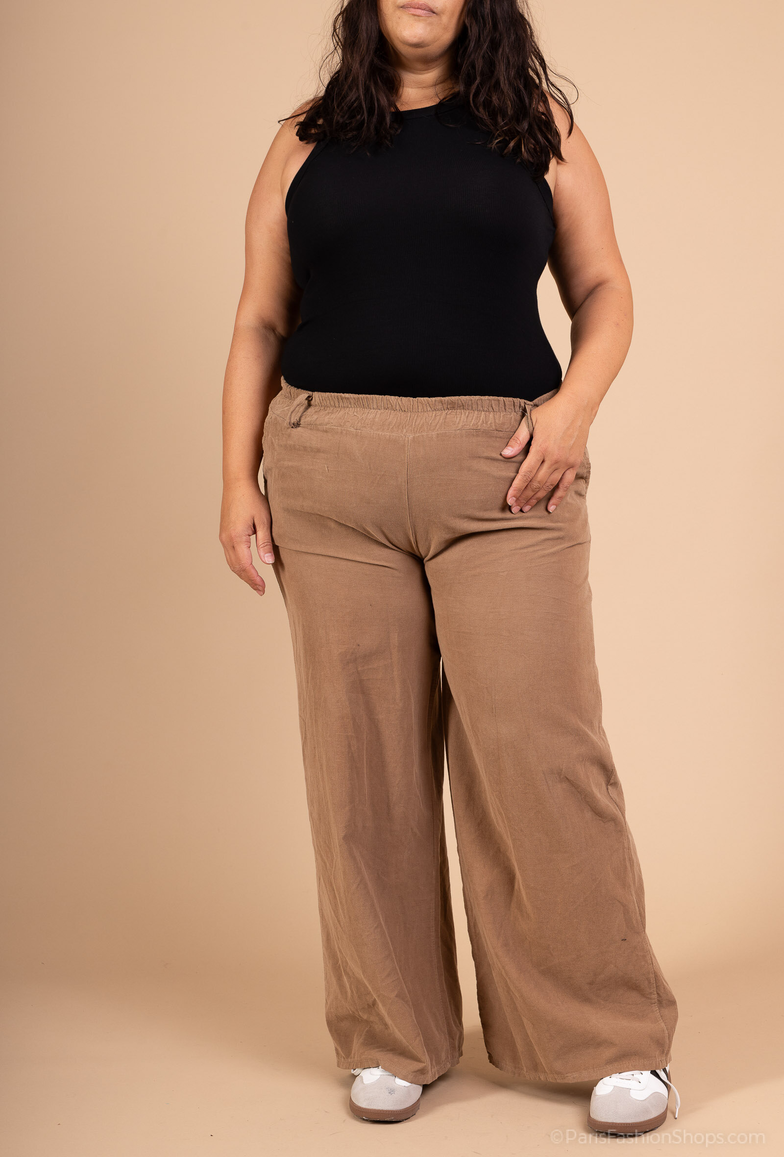 Großhändler D&L CREATION - Weit geschnittene Samthose aus 100% Baumwolle, Größen 40 bis 50
