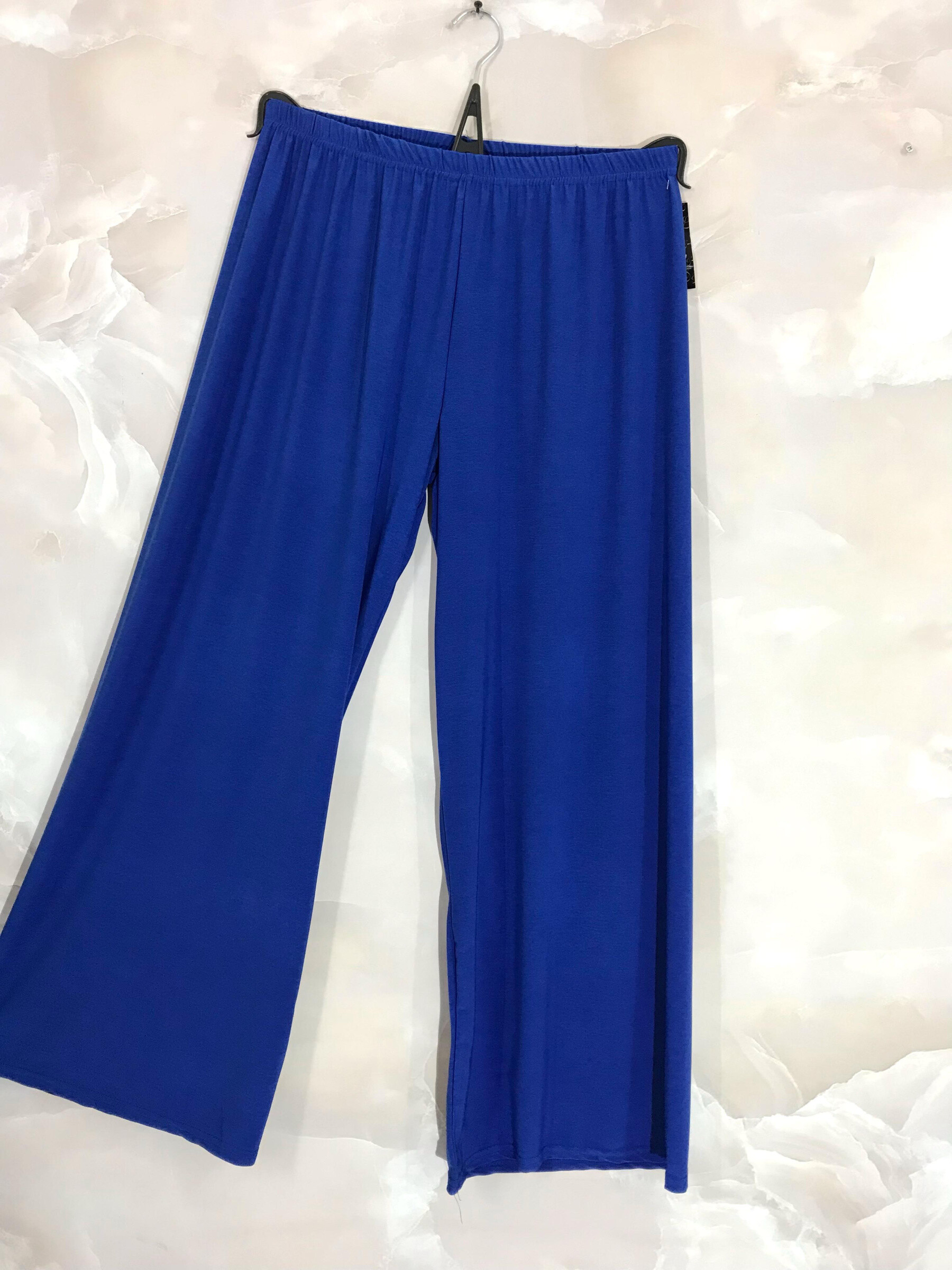 Grossiste D&L CREATION - Pantalon fluide bisou bisou pattes larges T40 à T50