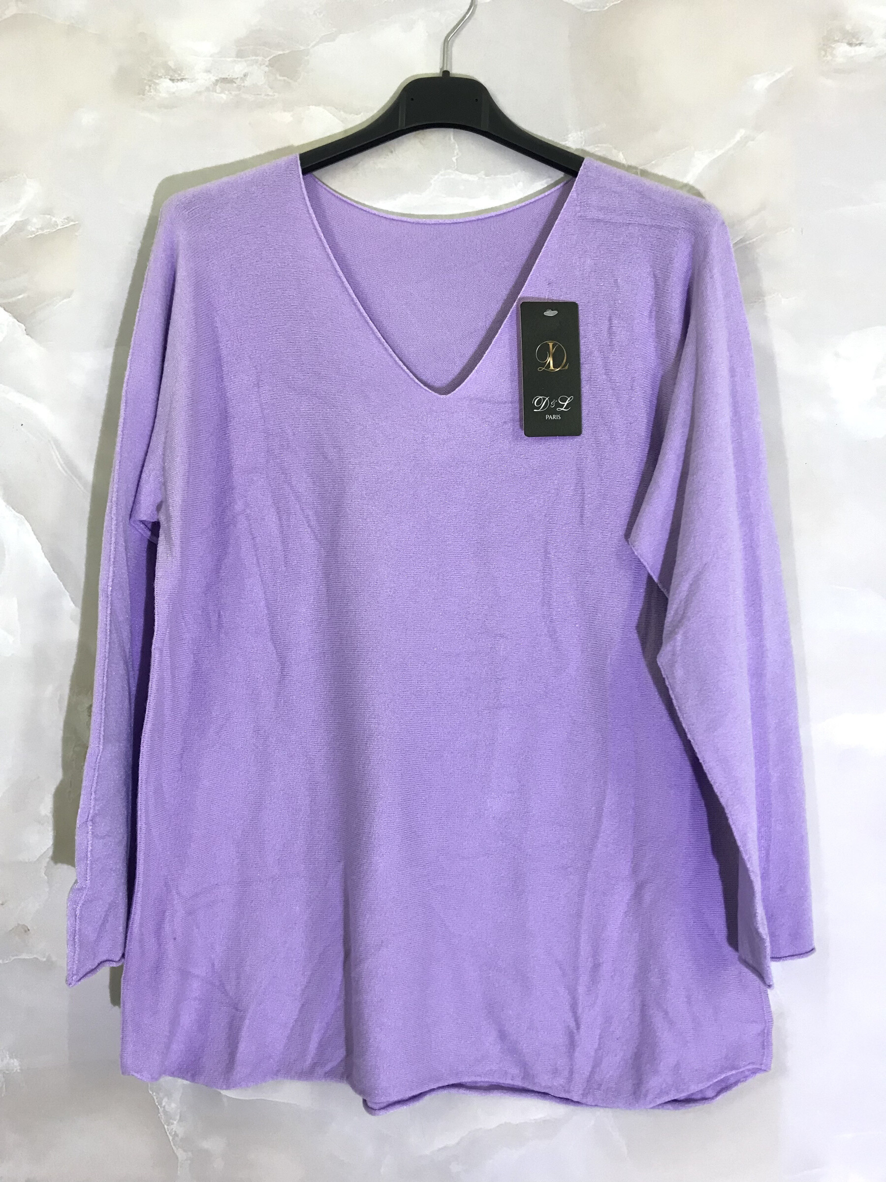 Mayorista D&L Creation - Suéter Fine V -neck en una malla extra cómoda