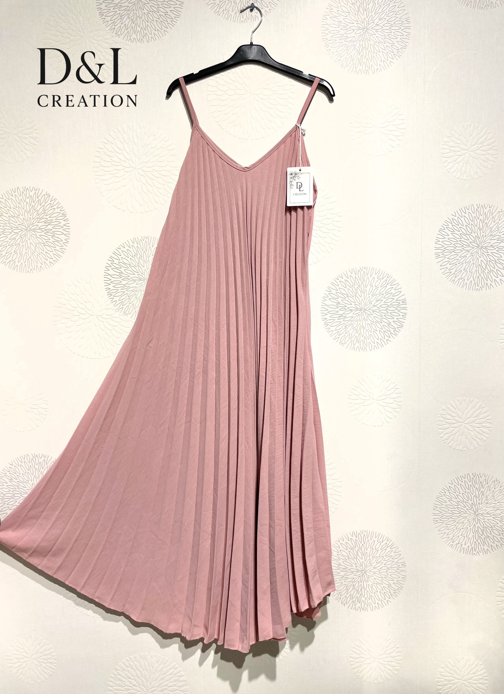 Grossiste D&L CREATION - Robe évasée plissée bretelles fines T38 à T50