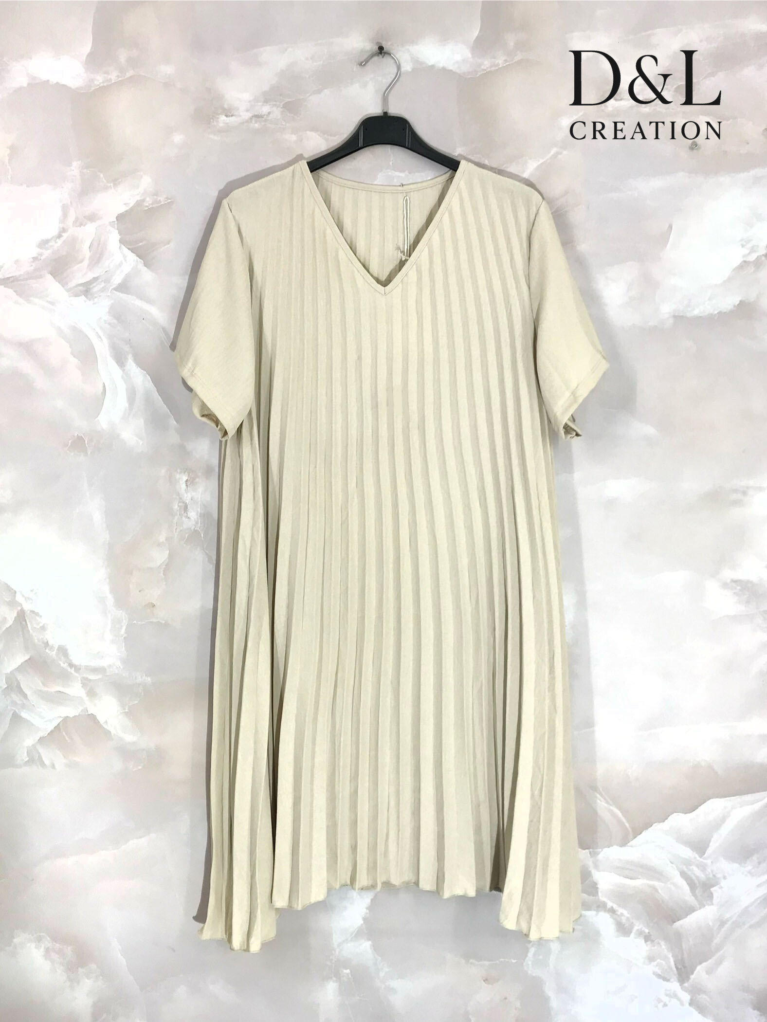 Mayorista D&L CREATION - Vestido plisado corto en V -neck T38 en T54