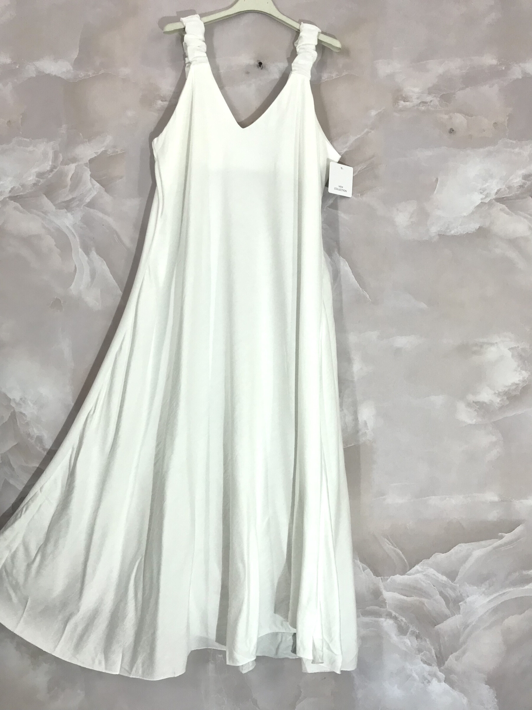 Großhändler D&L CREATION - Long -Collar V -Neck -Kleid mit Faltenbändern T38 bis T48