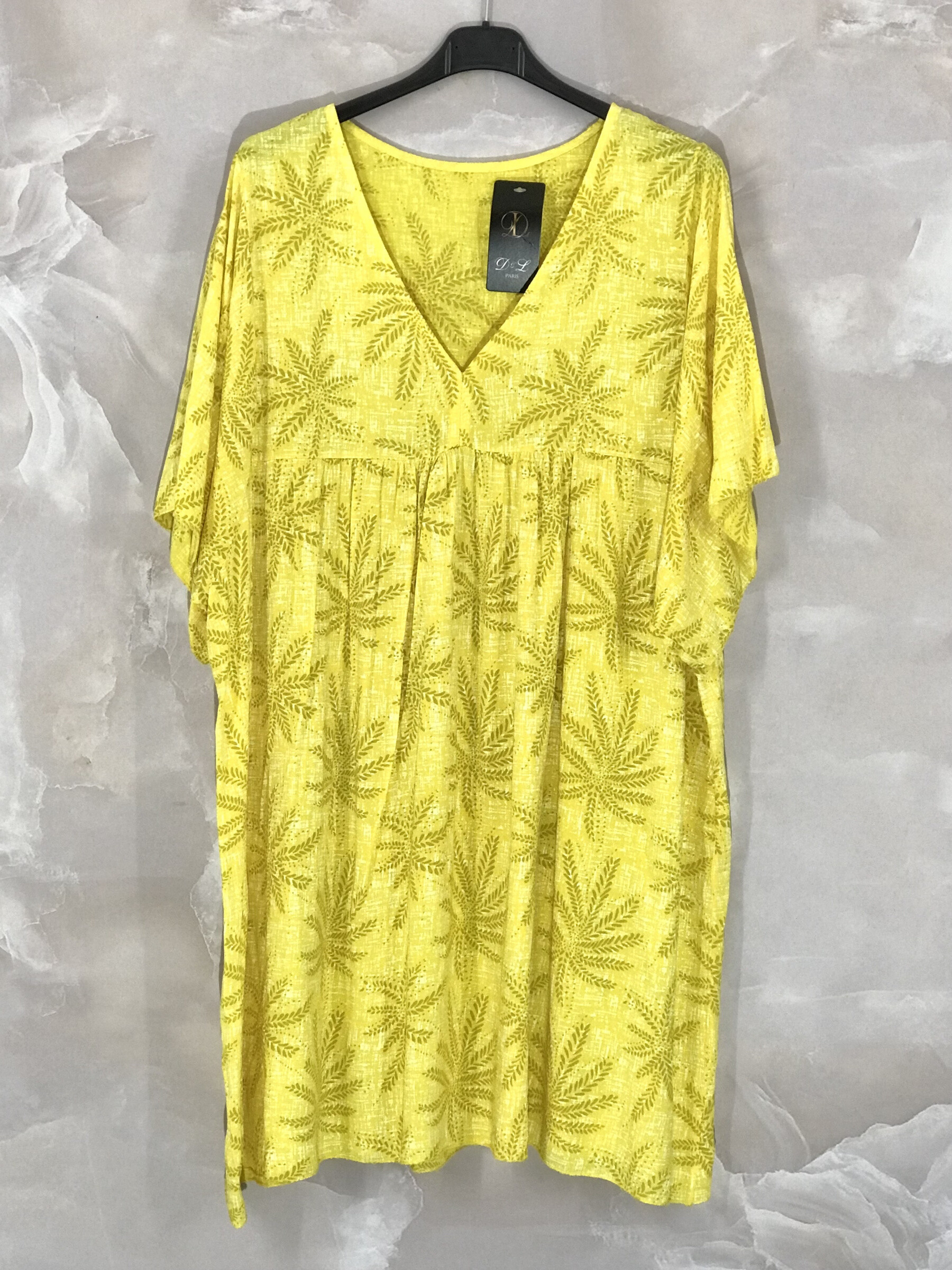Grossiste D&L CREATION - Robe courte col V imprimée T38 à T52