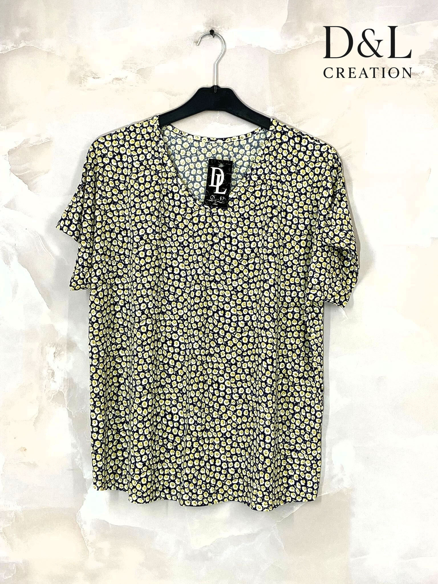 Grossista D&L CREATION - Top scollo a V stampato in cristallo taglie 38-48