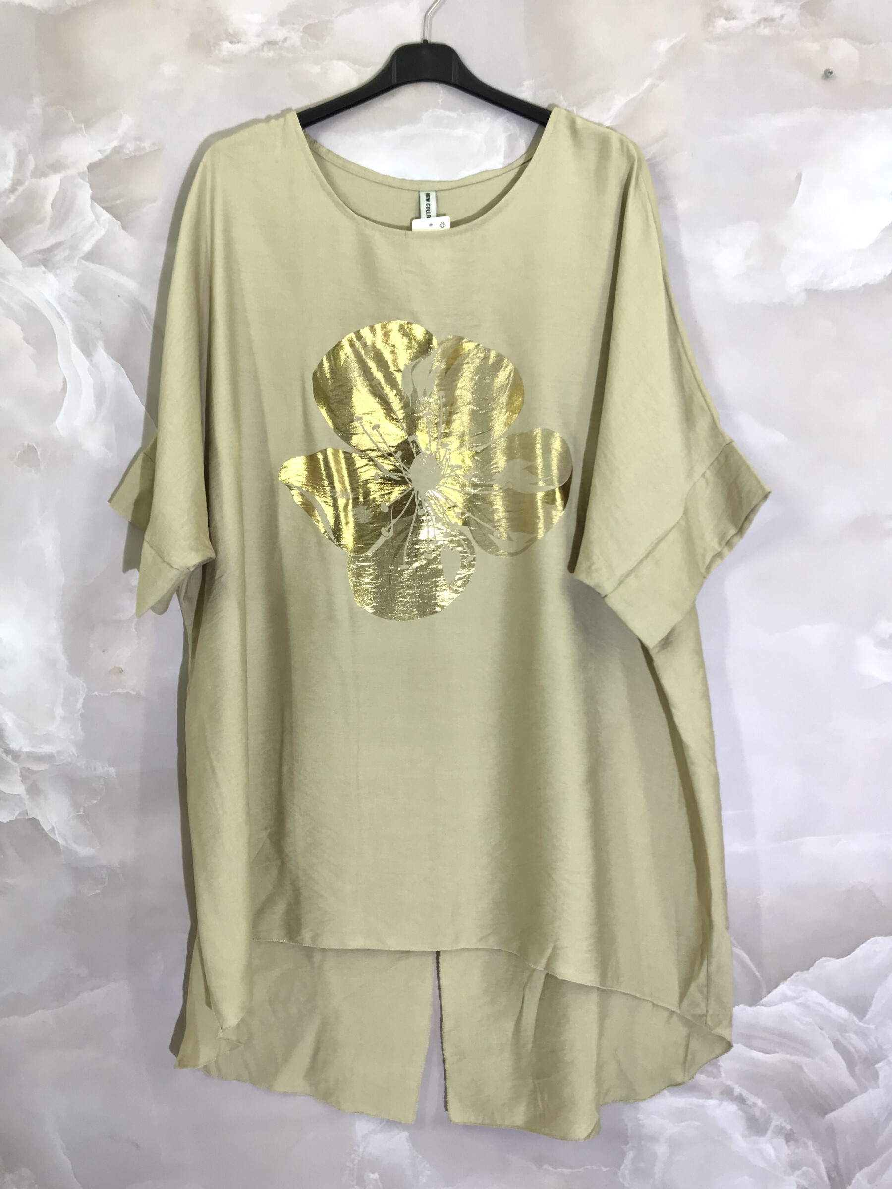 Grossista D&L Creation - Tunica lunga con fiore dorato e fessura sul retro