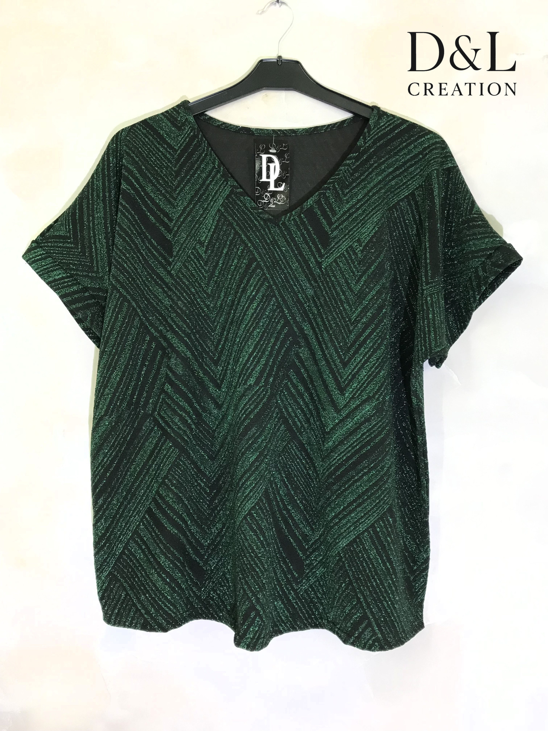 Wholesaler D&L CREATION - Short-sleeve sequin V-neck tunic sizes T38 to T48