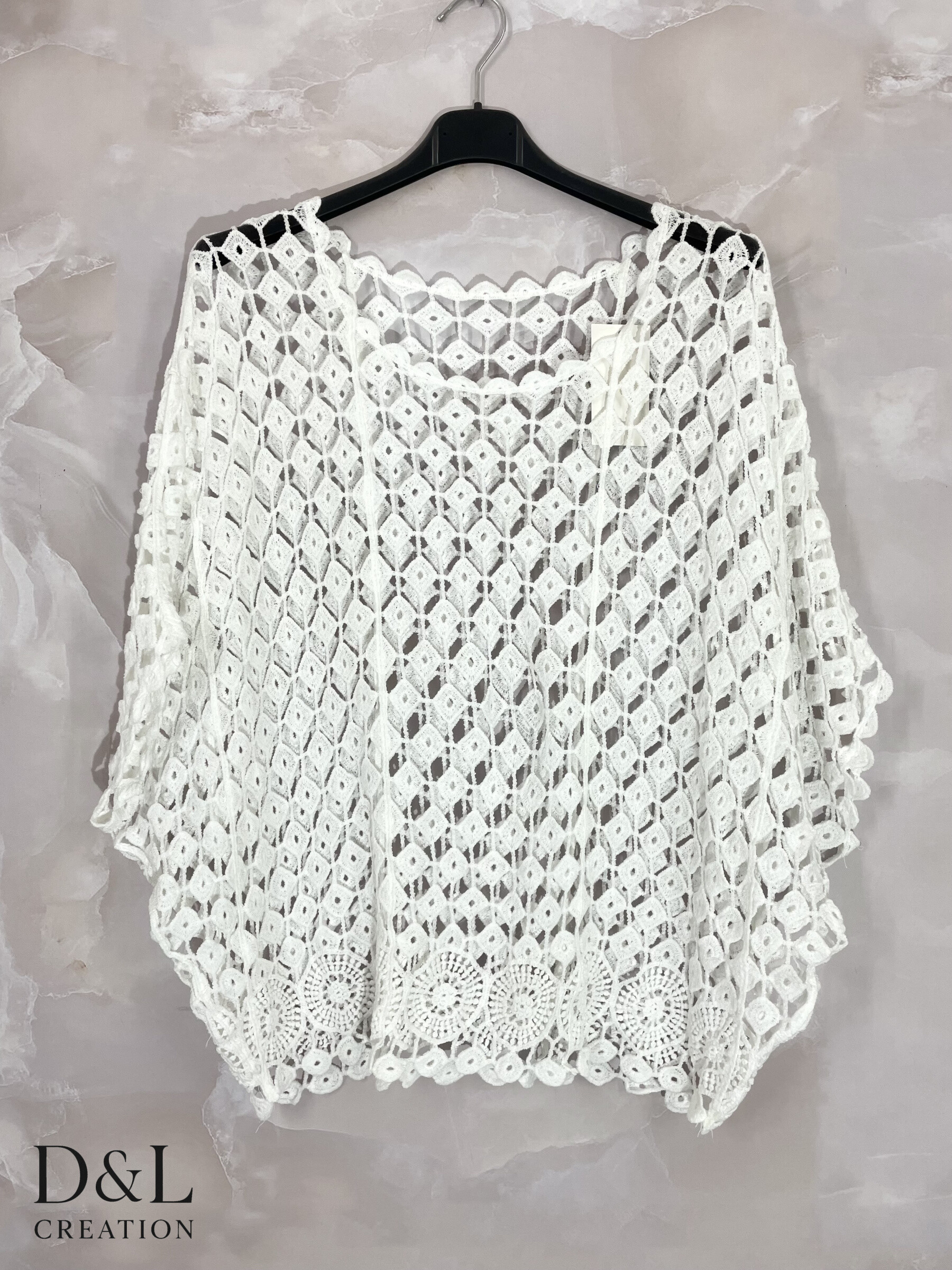 Grossiste D&L CREATION - Tunique en dentelle crochet coupe chauve-souris T38 à T46