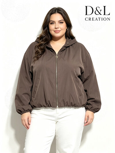 Grossiste D&L CREATION - Veste imper à capuche bas élastiqué T38 à T52 Grossiste D&L CREATION - Veste imper à capuche bas élastiqué T38 à T52