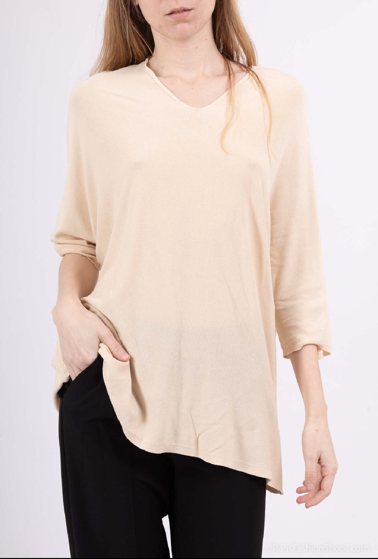 Grossiste D&Z Fashion - top large uni col V
