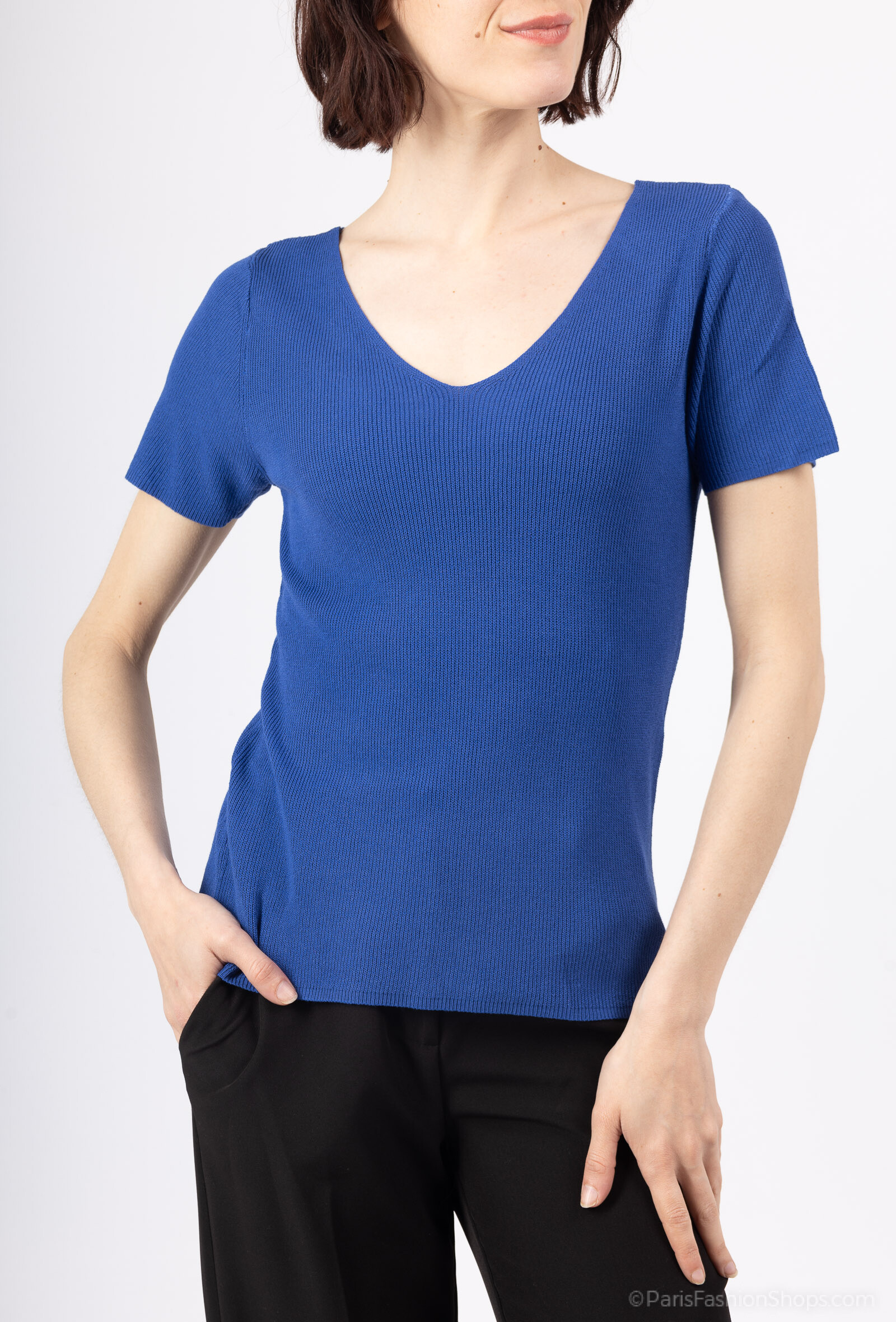 Großhändler D&Z Fashion - T-Shirt mit V-Neck