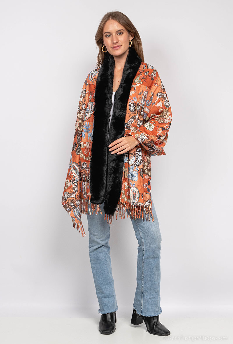 Grossiste Da Fashion - Cape bord en fourrure synthétique